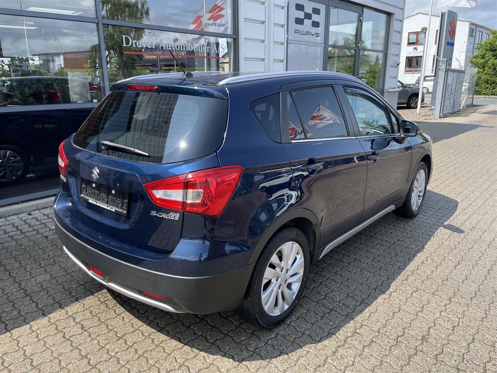 Billede af Suzuki S-Cross 1,0 Boosterjet Active 112HK 5d