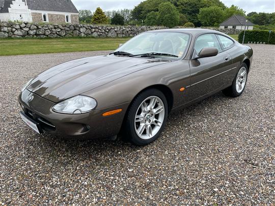 Jaguar XK8 4,0 284HK 2d Aut.