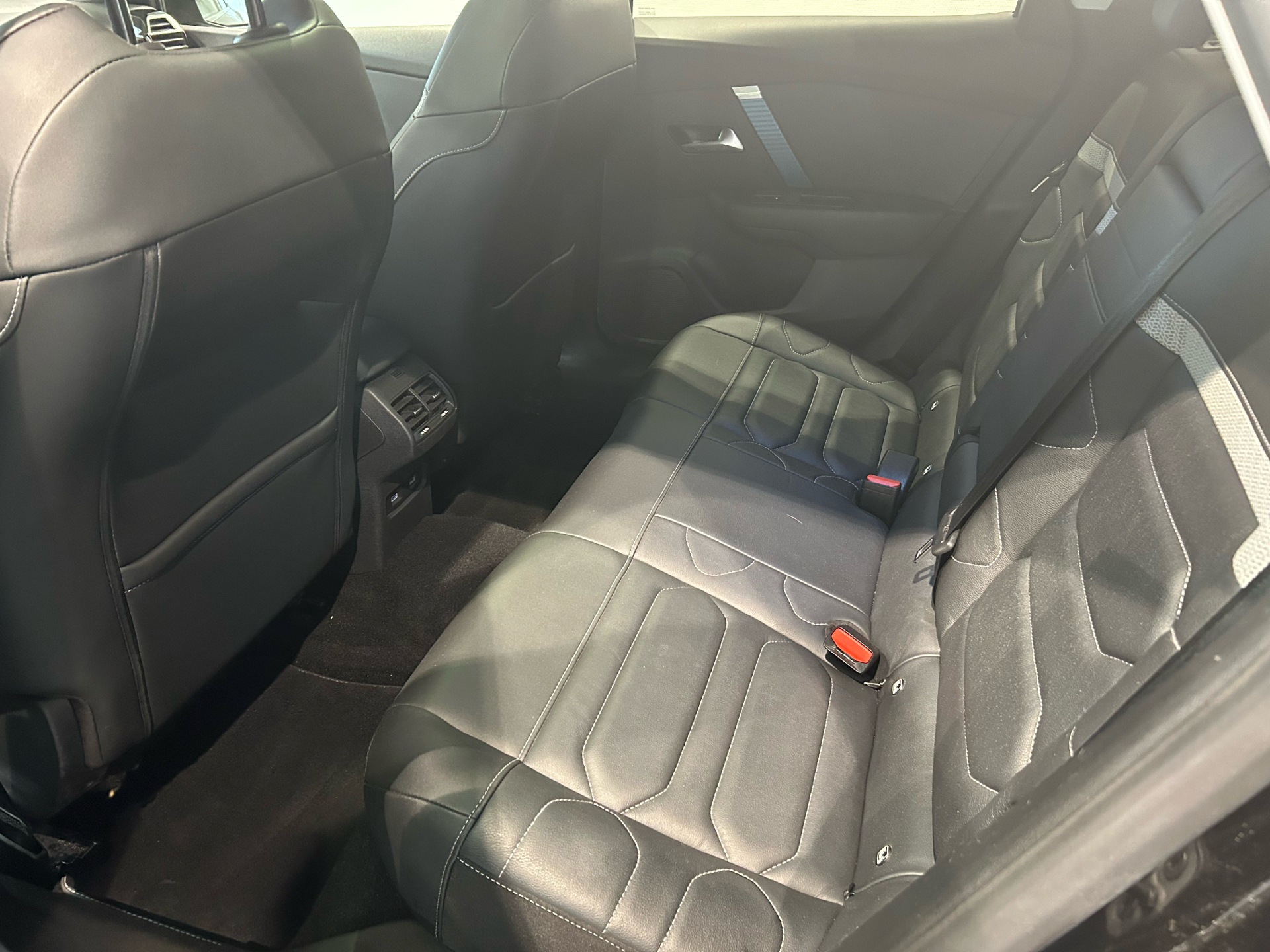 Billede af Citroën e-C4 EL Shine Sport 136HK 5d Aut.