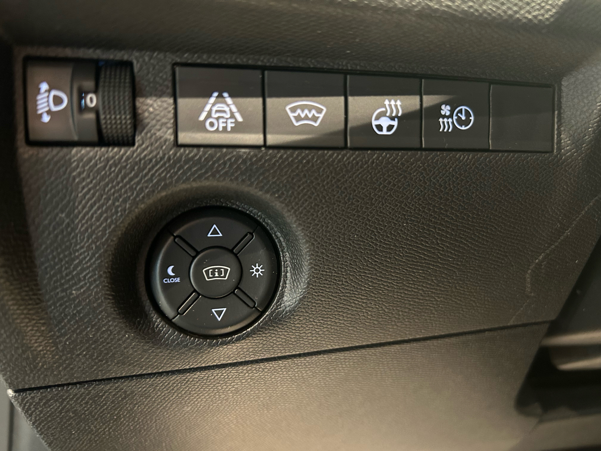Billede af Citroën e-C4 EL Shine Sport 136HK 5d Aut.