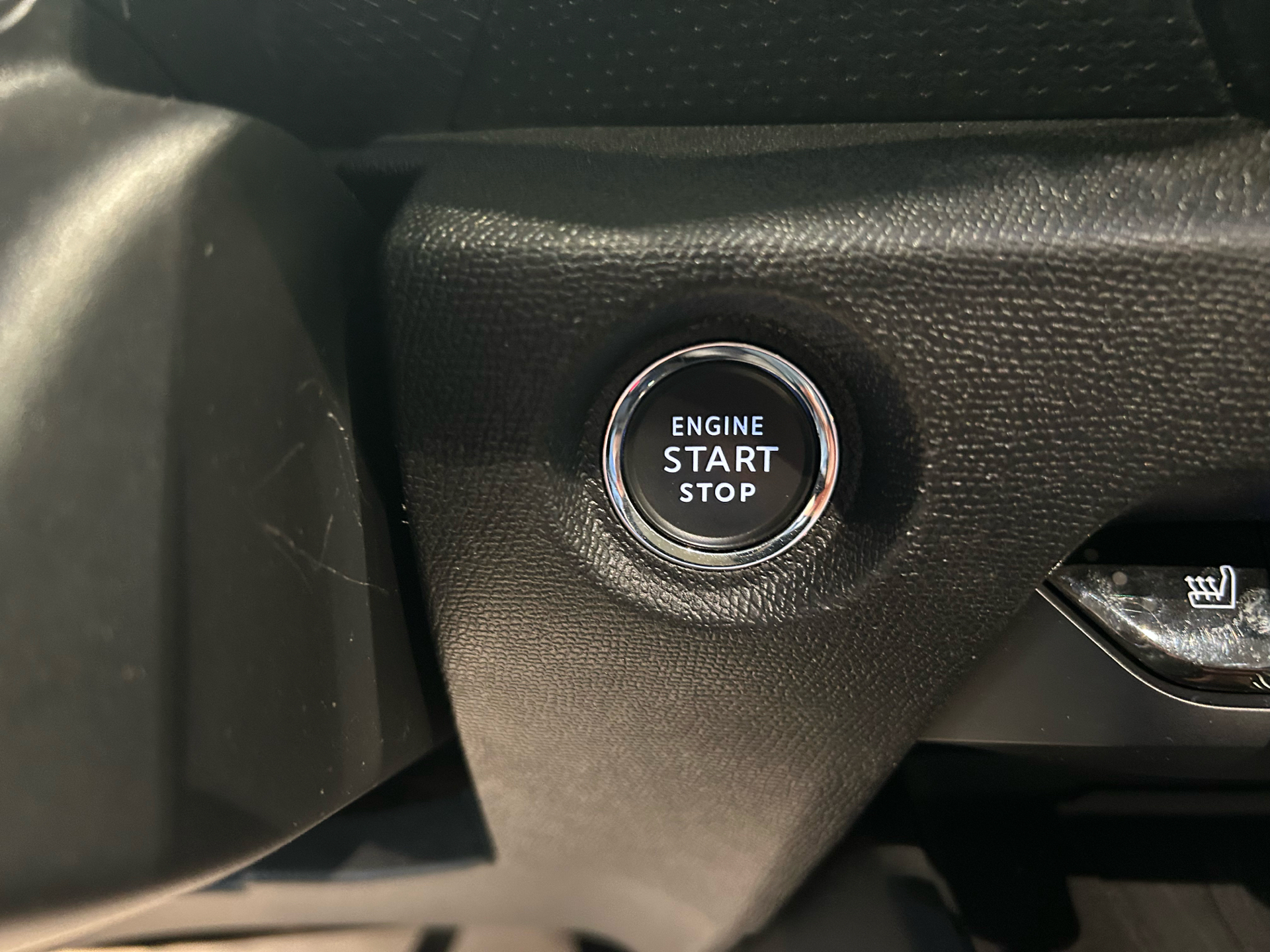Billede af Citroën e-C4 EL Shine Sport 136HK 5d Aut.