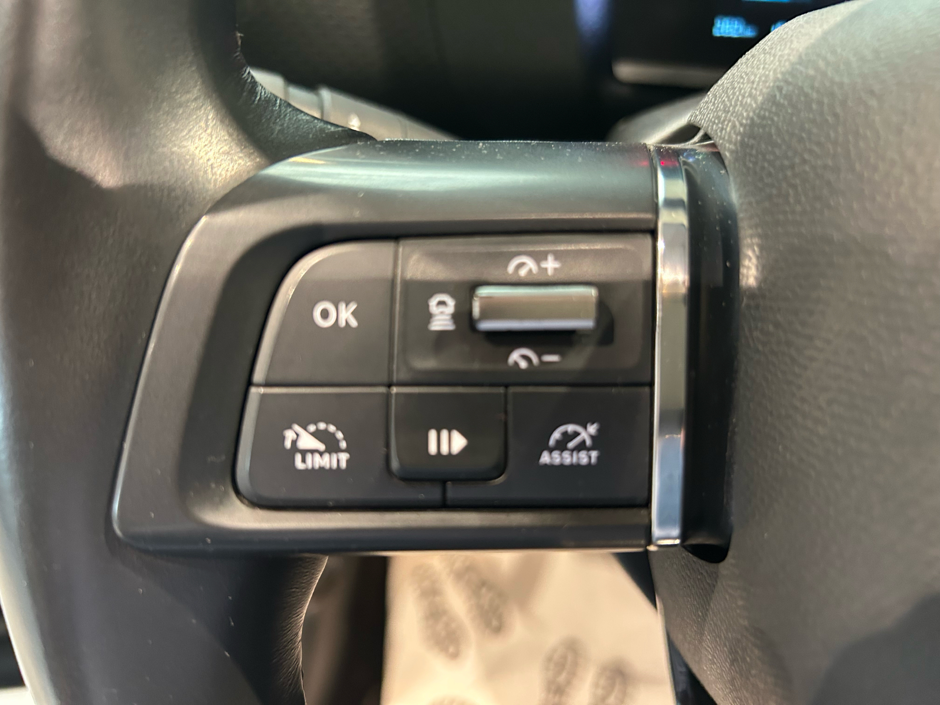 Billede af Citroën e-C4 EL Shine Sport 136HK 5d Aut.