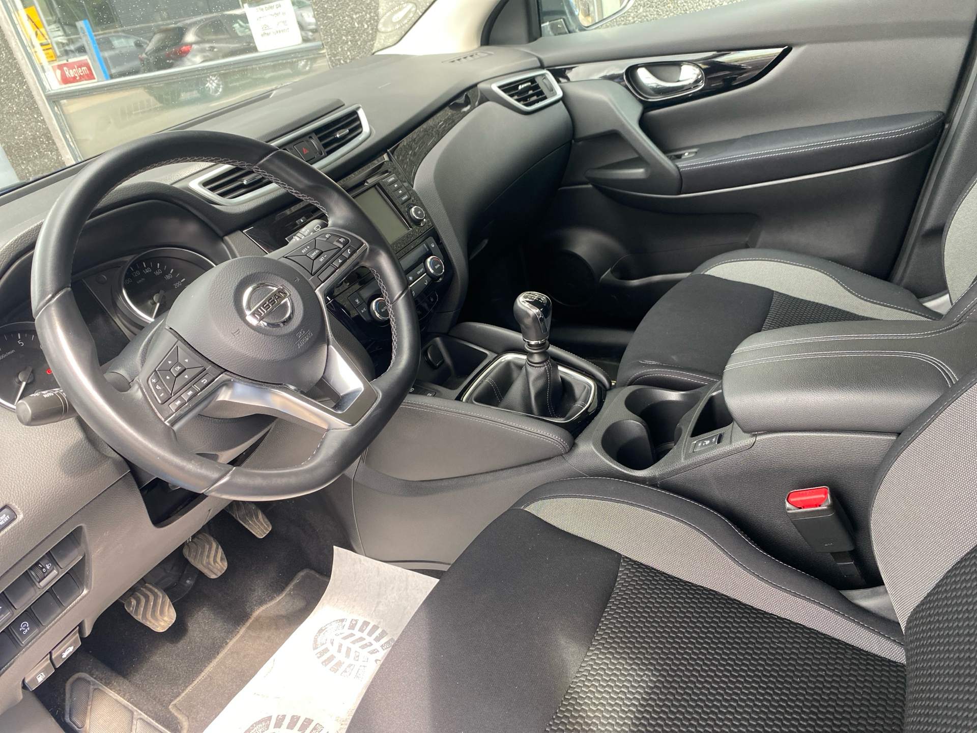 Billede af Nissan Qashqai 1,3 Dig-T Acenta 140HK 5d 6g