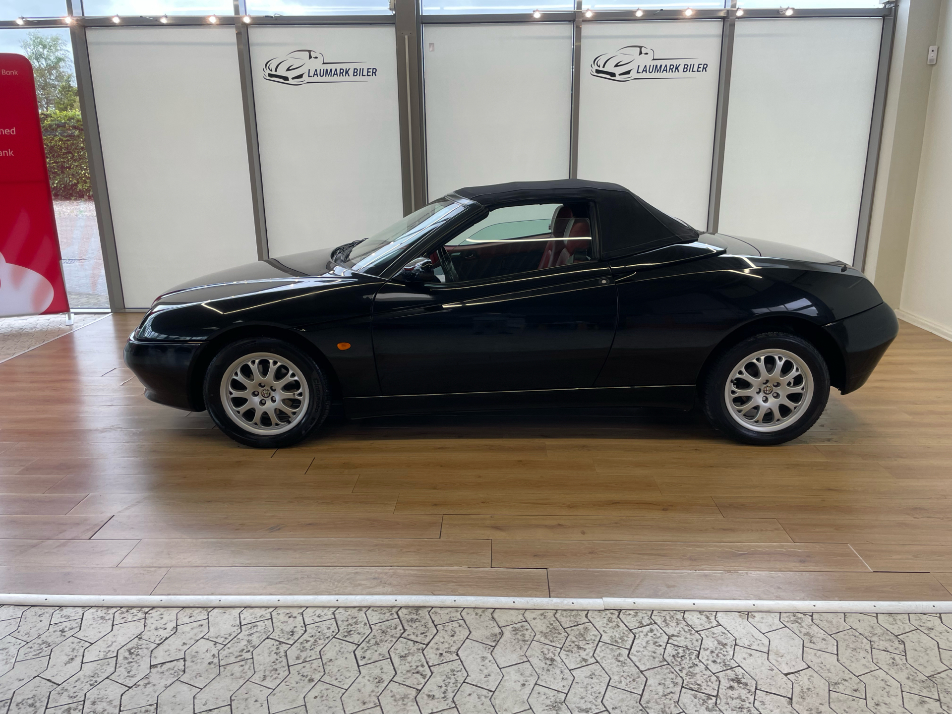 Billede af Alfa Romeo Spider 2,0 T.Spark 16V L 155HK Cabr.