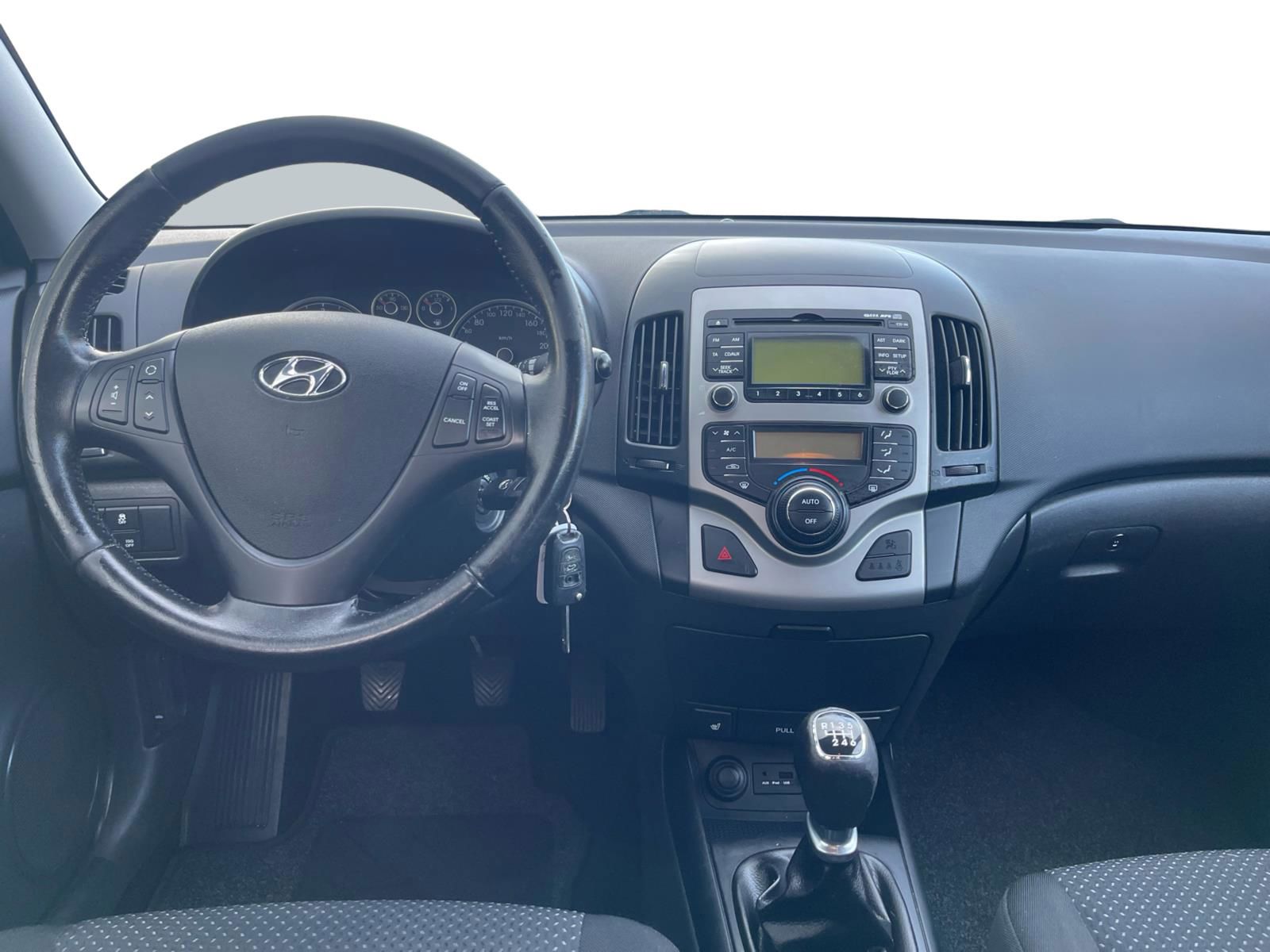Billede af Hyundai i30 1,6 CRDi Comfort Eco ISG 90HK 5d 6g