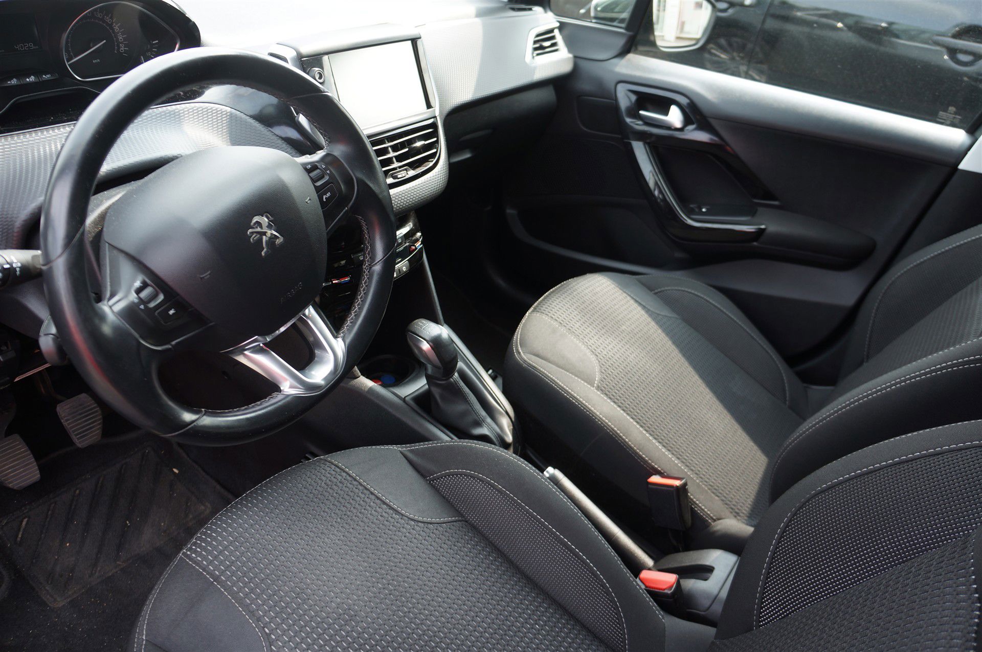Billede af Peugeot 208 1,6 BlueHDi Desire 100HK 5d