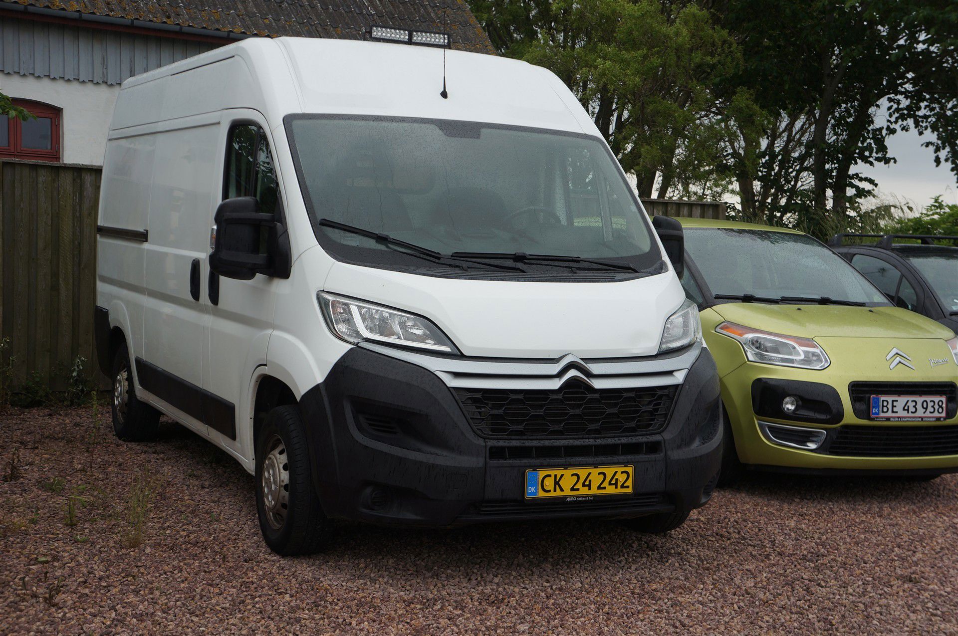 Billede af Citroën Jumper 33 L2H2 2,0 Blue HDi start/stop 160HK Van