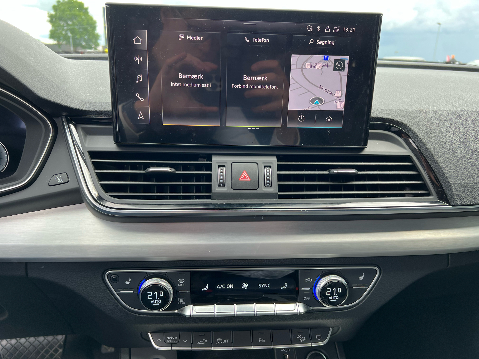 Billede af Audi Q5 2,0 50 TFSI e  Plugin-hybrid S Line Quattro S Tron 299HK 5d 7g Aut.