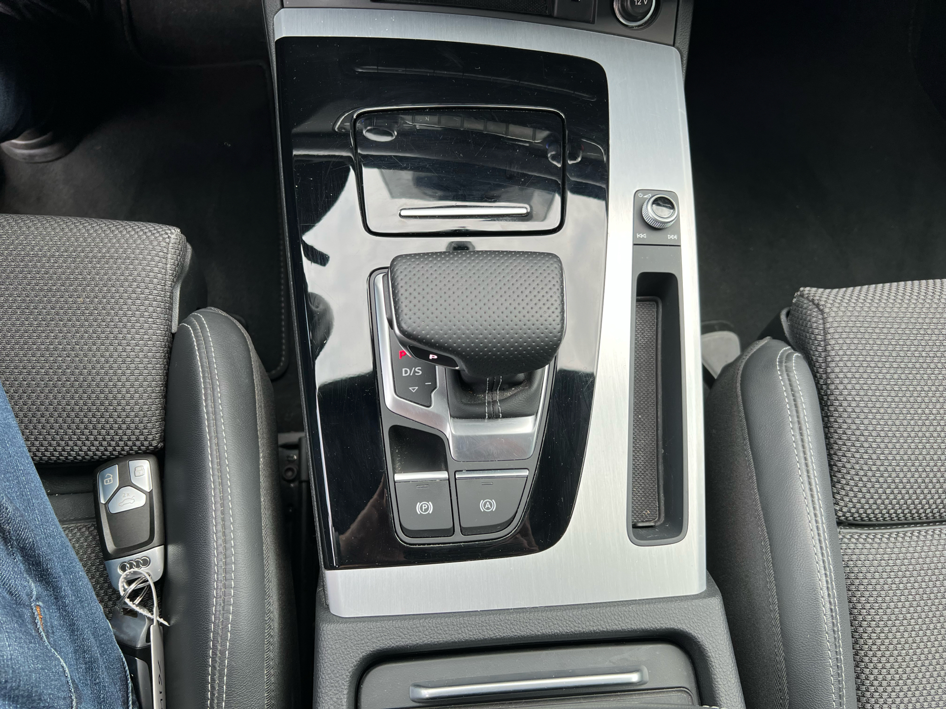 Billede af Audi Q5 2,0 50 TFSI e  Plugin-hybrid S Line Quattro S Tron 299HK 5d 7g Aut.
