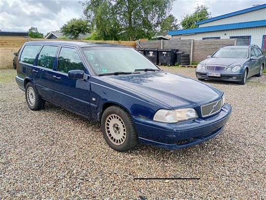 Volvo V70 2,0 126HK Stc