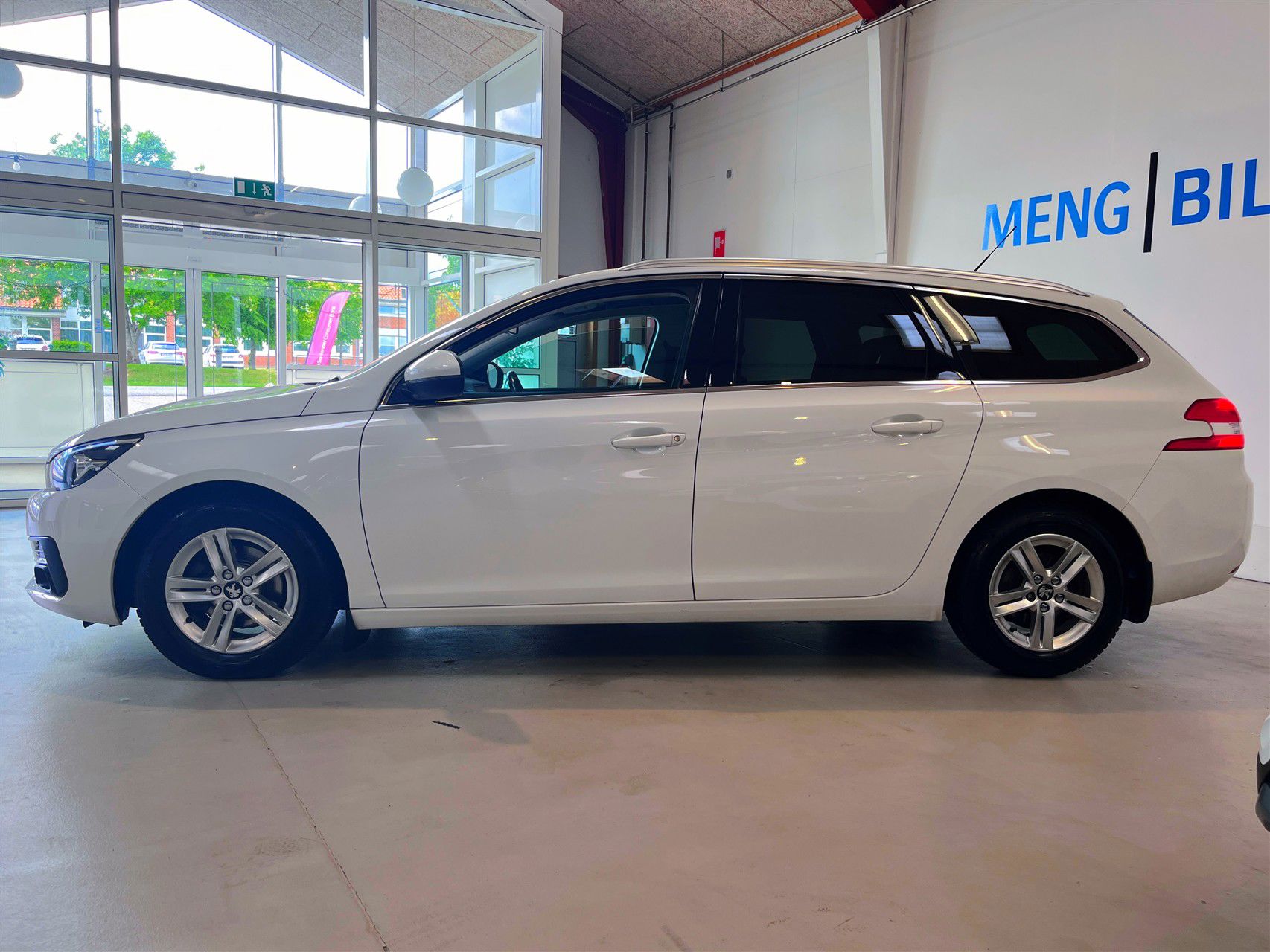 Billede af Peugeot 308 SW 1,5 BlueHDi Allure+ 130HK Stc 6g