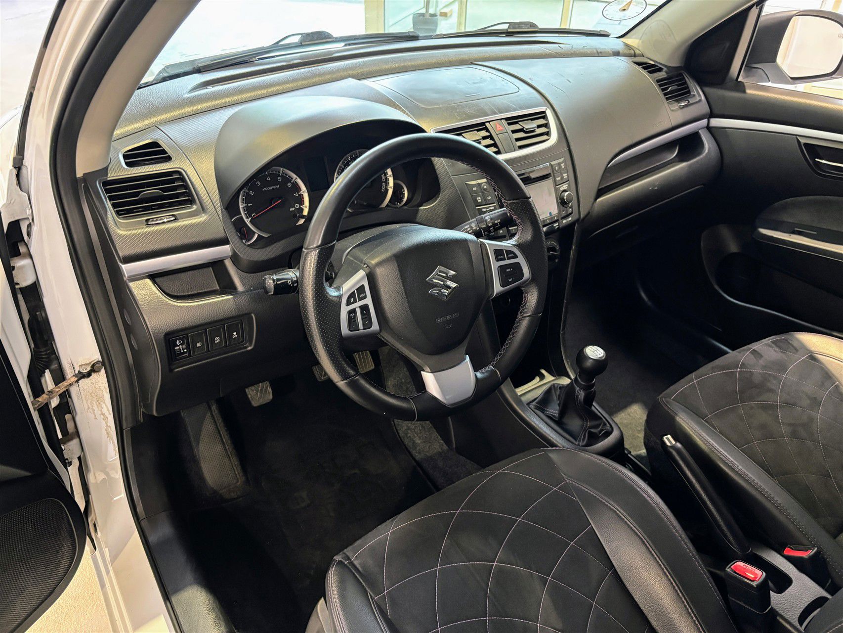 Billede af Suzuki Swift 1,2 16V Style 90HK 5d