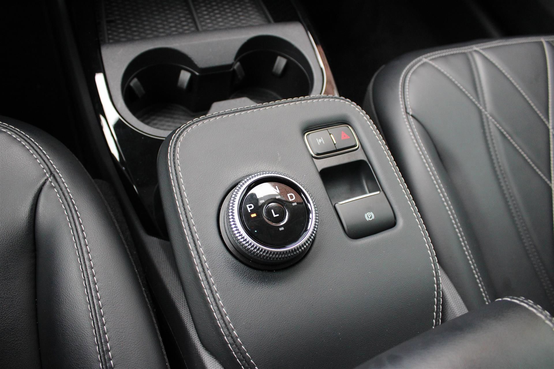 Billede af Ford Mustang Mach-E EL SR 269HK 5d Aut.