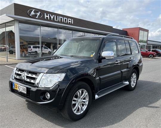 Mitsubishi Pajero 3,2 DI-D Instyle 4WD 200HK Van Aut.