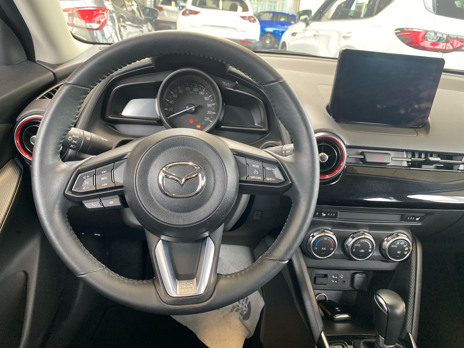 Billede af Mazda 2 1,5 Skyactiv-G Homura 90HK 5d 6g Aut.