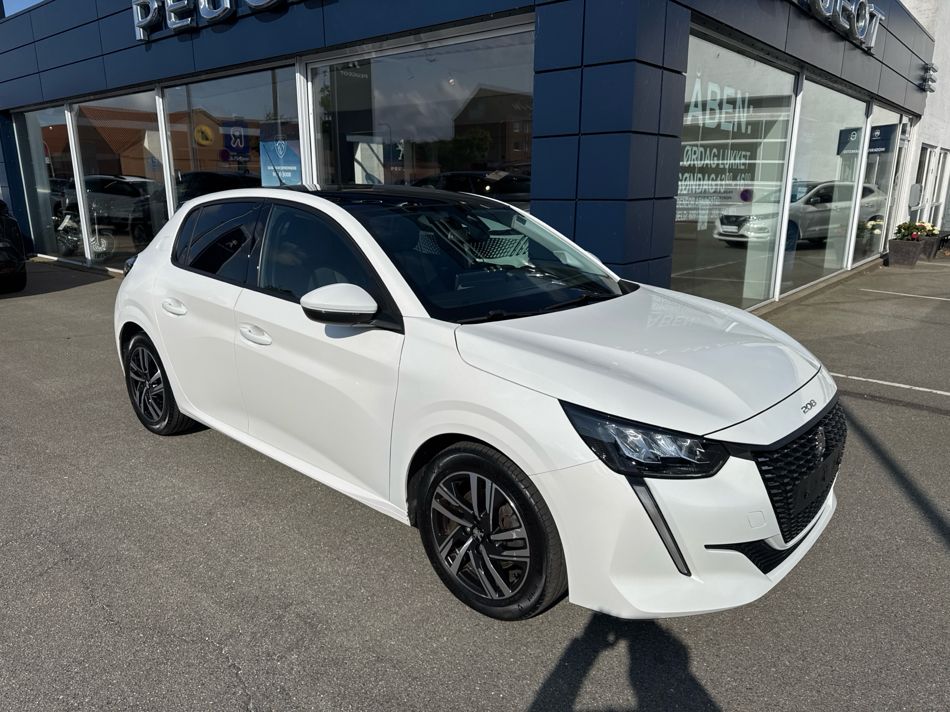 Billede af Peugeot 208 1,2 PureTech Allure Comfort 100HK 5d 6g