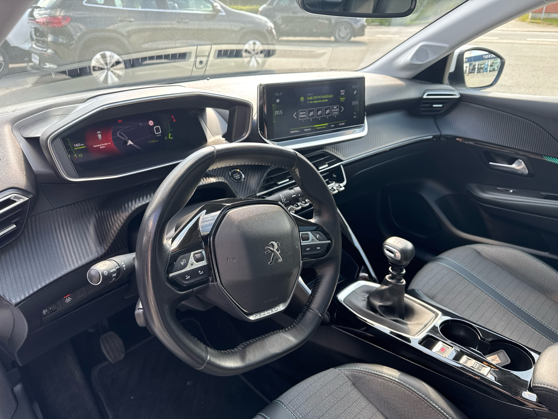 Billede af Peugeot 208 1,2 PureTech Allure Comfort 100HK 5d 6g