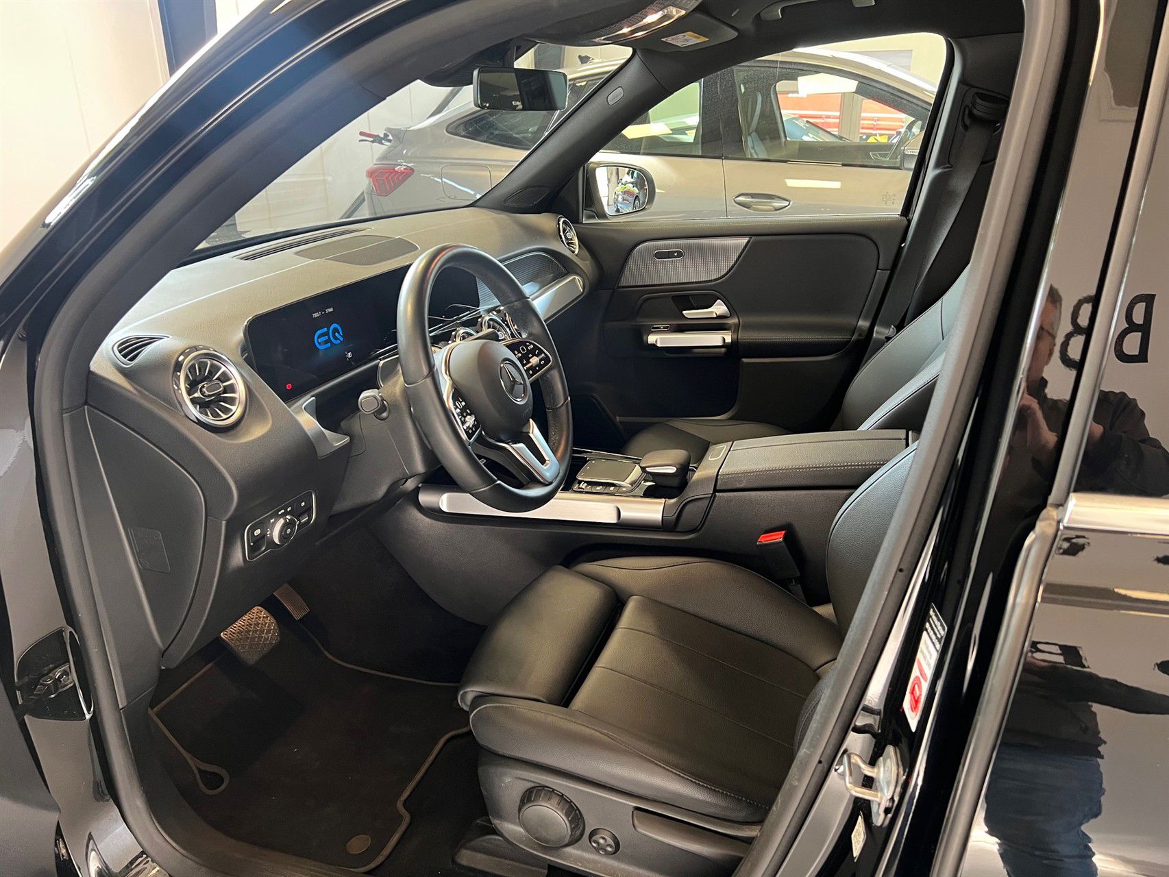 Billede af Mercedes-Benz EQB 250 EL Progressive 190HK 5d Aut.