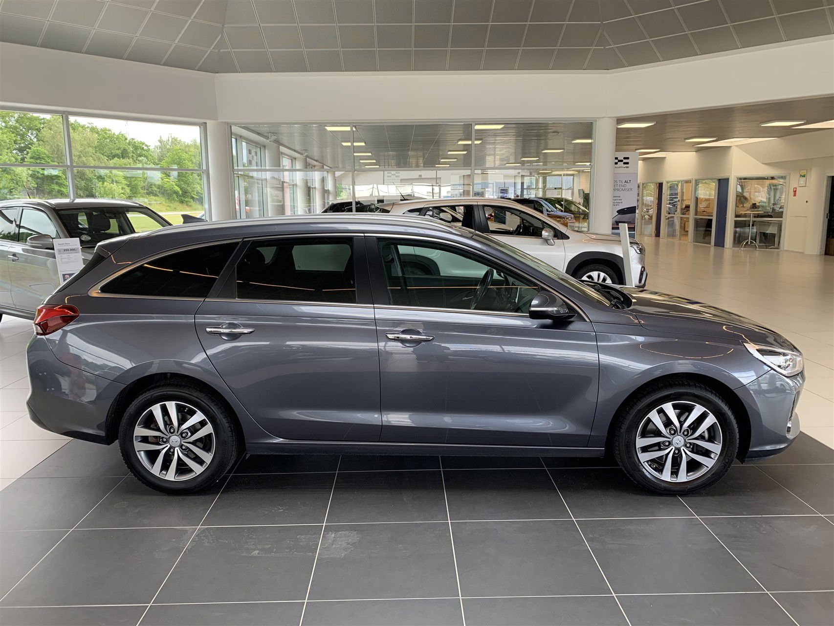 Billede af Hyundai i30 Cw 1,0 T-GDI Premium 120HK Stc 6g