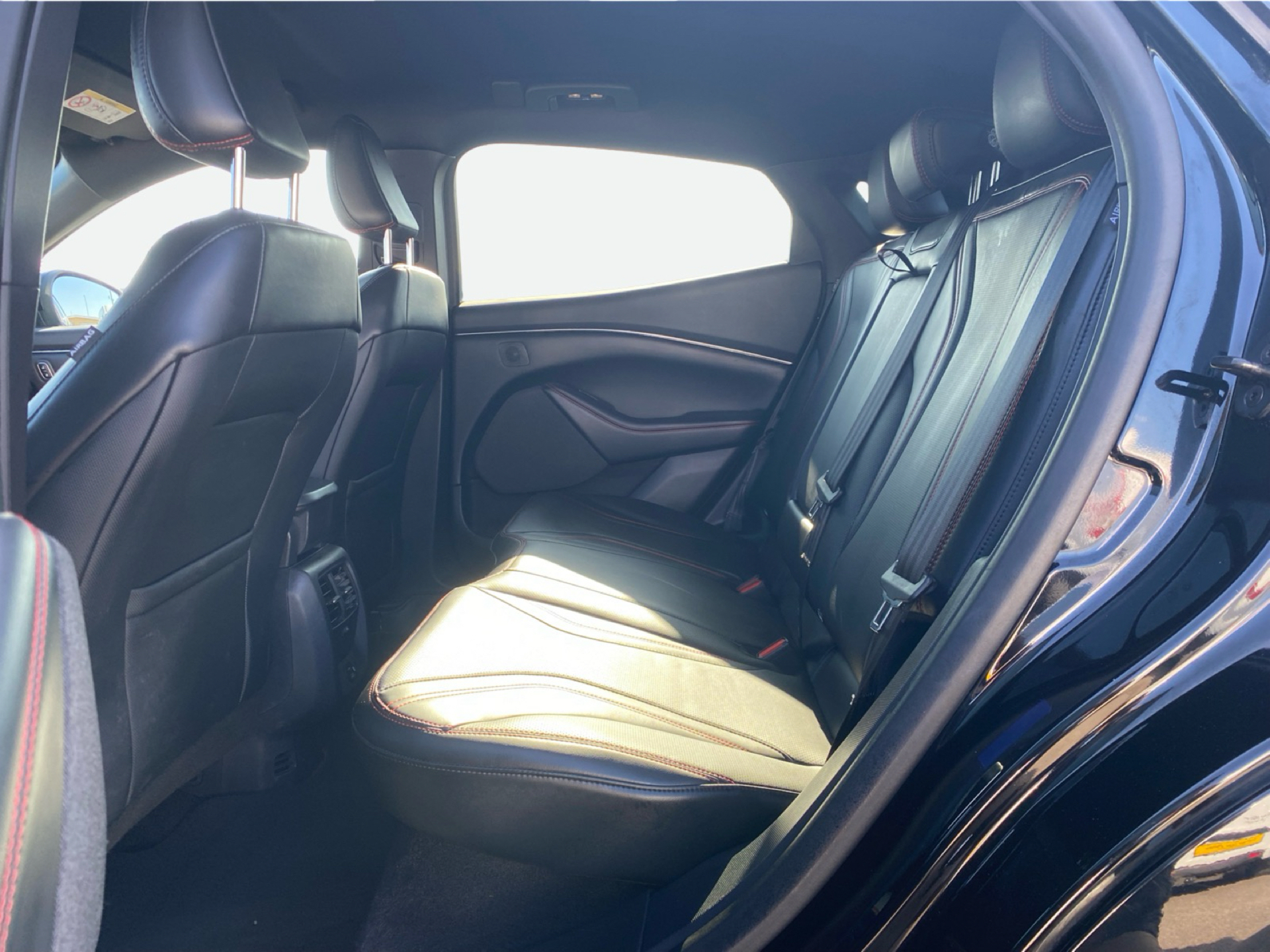 Billede af Ford Mustang Mach-E EL UR Premium 294HK 5d Aut.