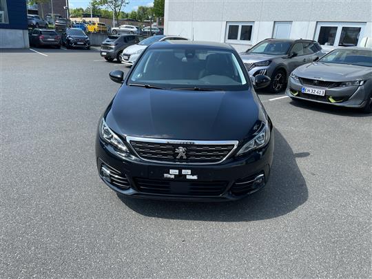 Peugeot 308 1,5 BlueHDi Infinity 130HK 5d 6g