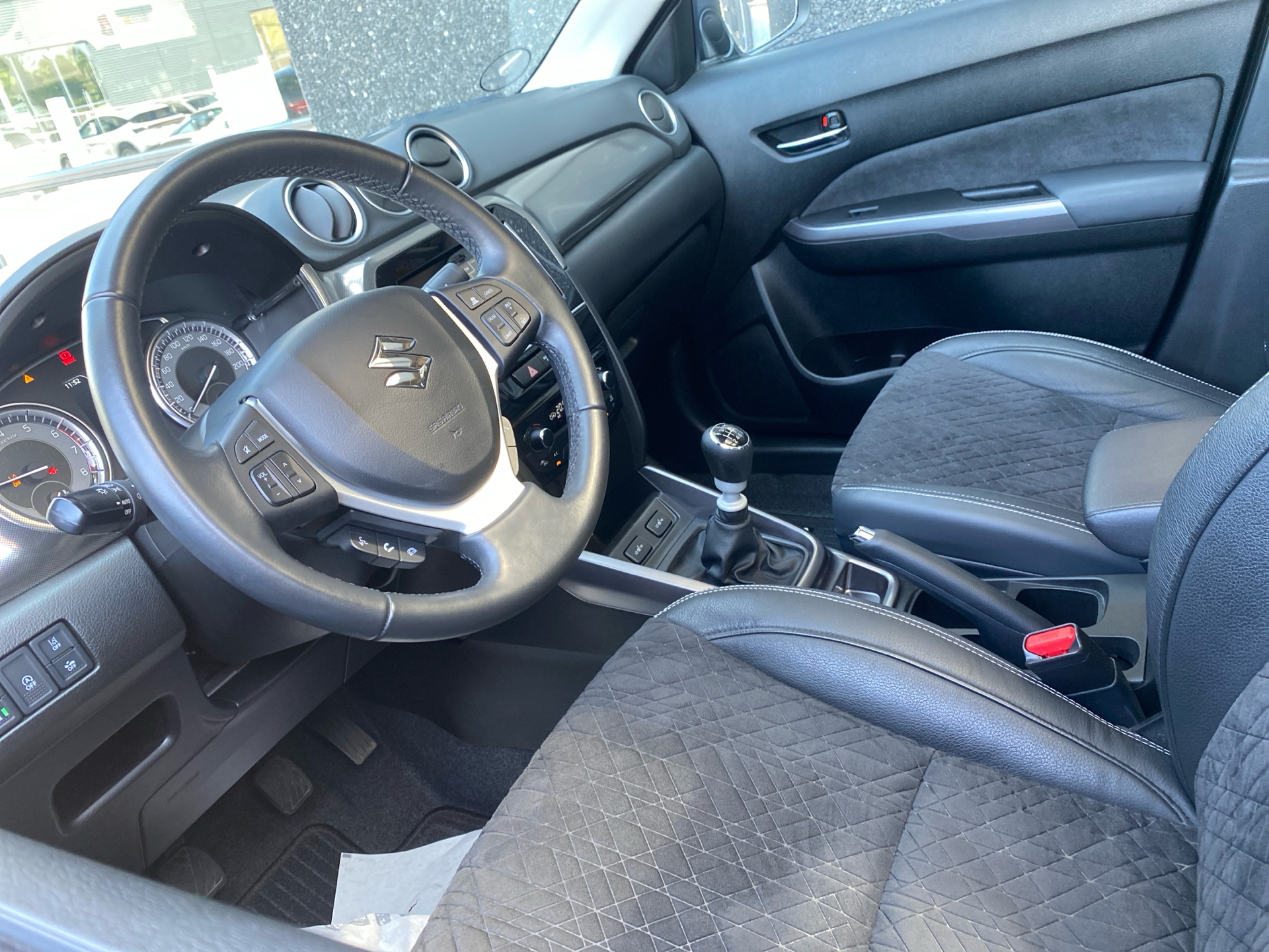 Billede af Suzuki Vitara 1,4 Boosterjet  Mild hybrid Adventure 129HK 5d 6g