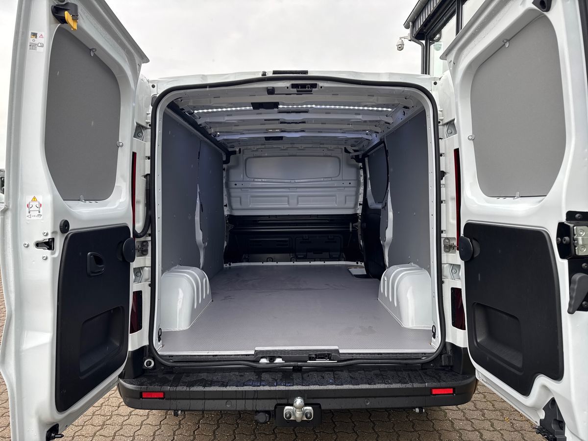 Billede af Nissan Primastar L2H1 2,0 DCi Tekna 150HK Van 6g Aut.