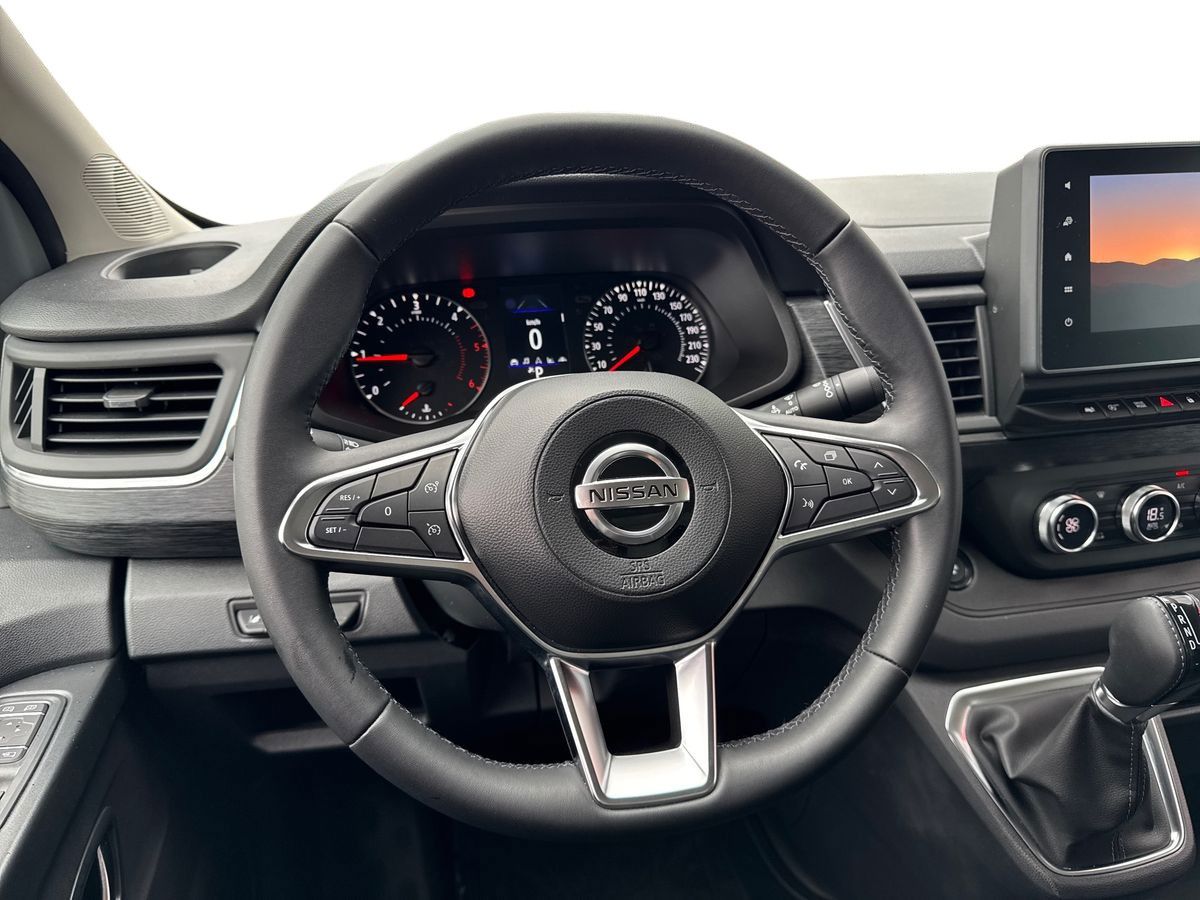 Billede af Nissan Primastar L2H1 2,0 DCi Tekna 150HK Van 6g Aut.