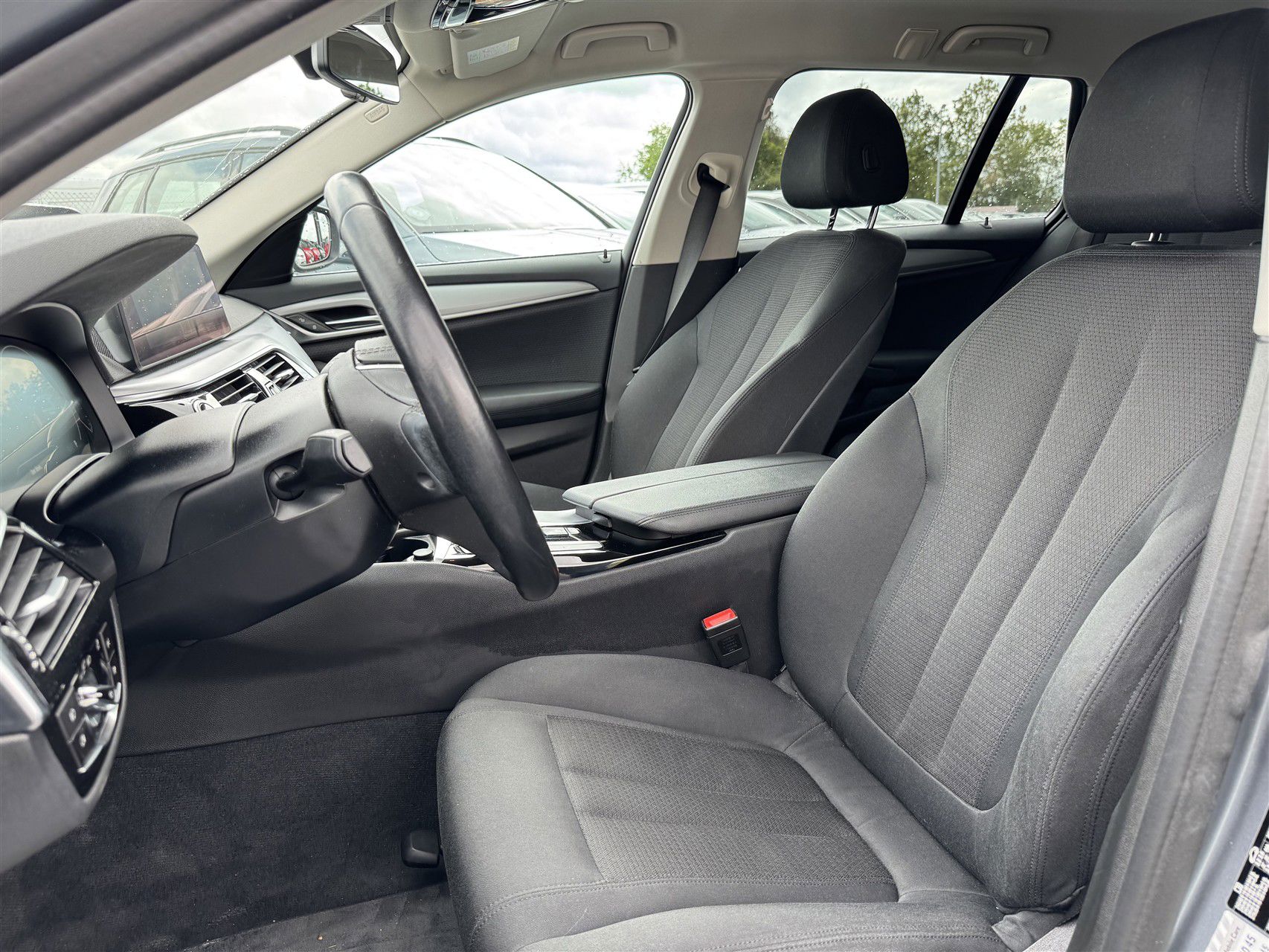 Billede af BMW 520d Touring 2,0 D Connected Steptronic 190HK Stc 8g Aut.