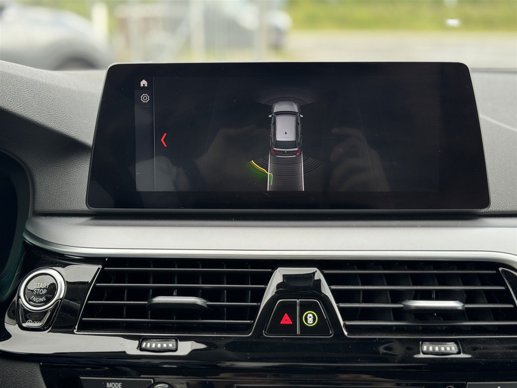 Billede af BMW 520d Touring 2,0 D Connected Steptronic 190HK Stc 8g Aut.