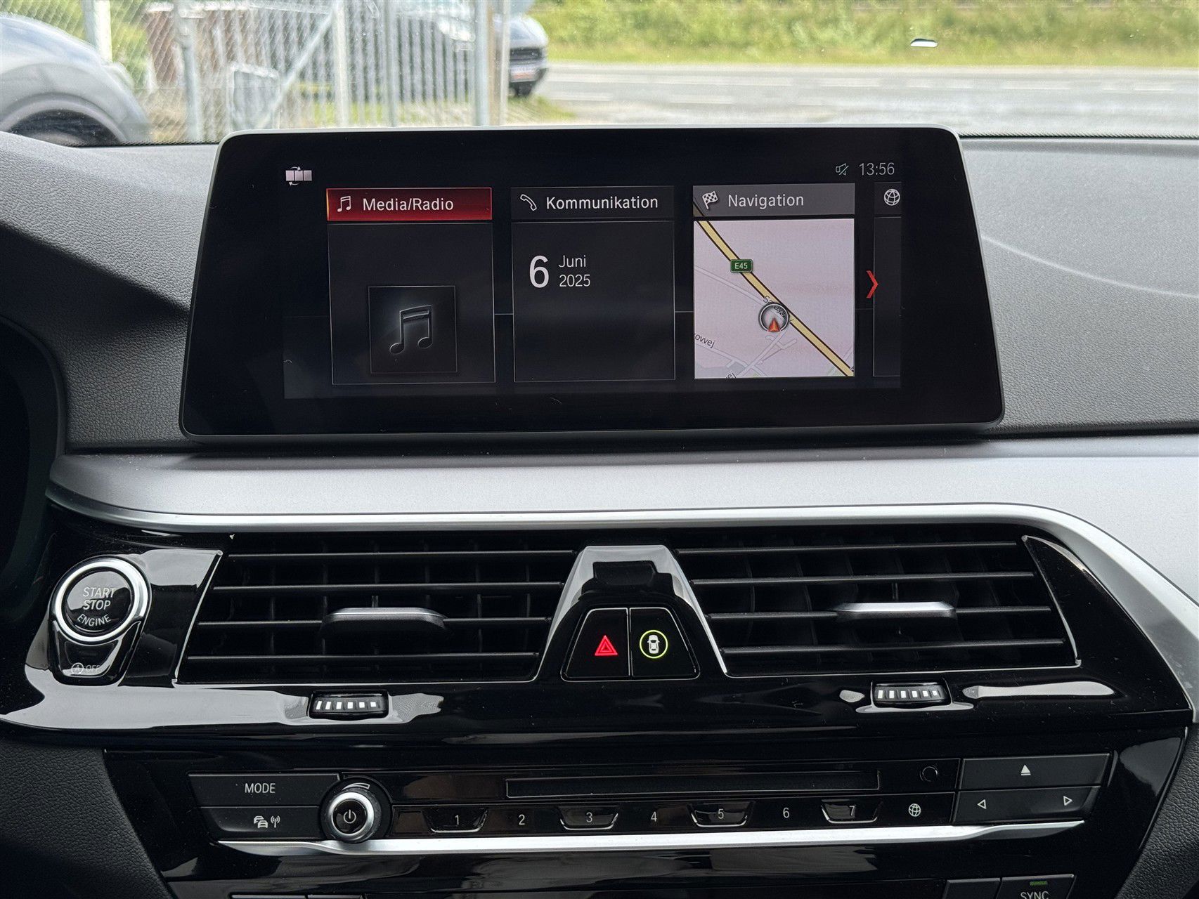 Billede af BMW 520d Touring 2,0 D Connected Steptronic 190HK Stc 8g Aut.