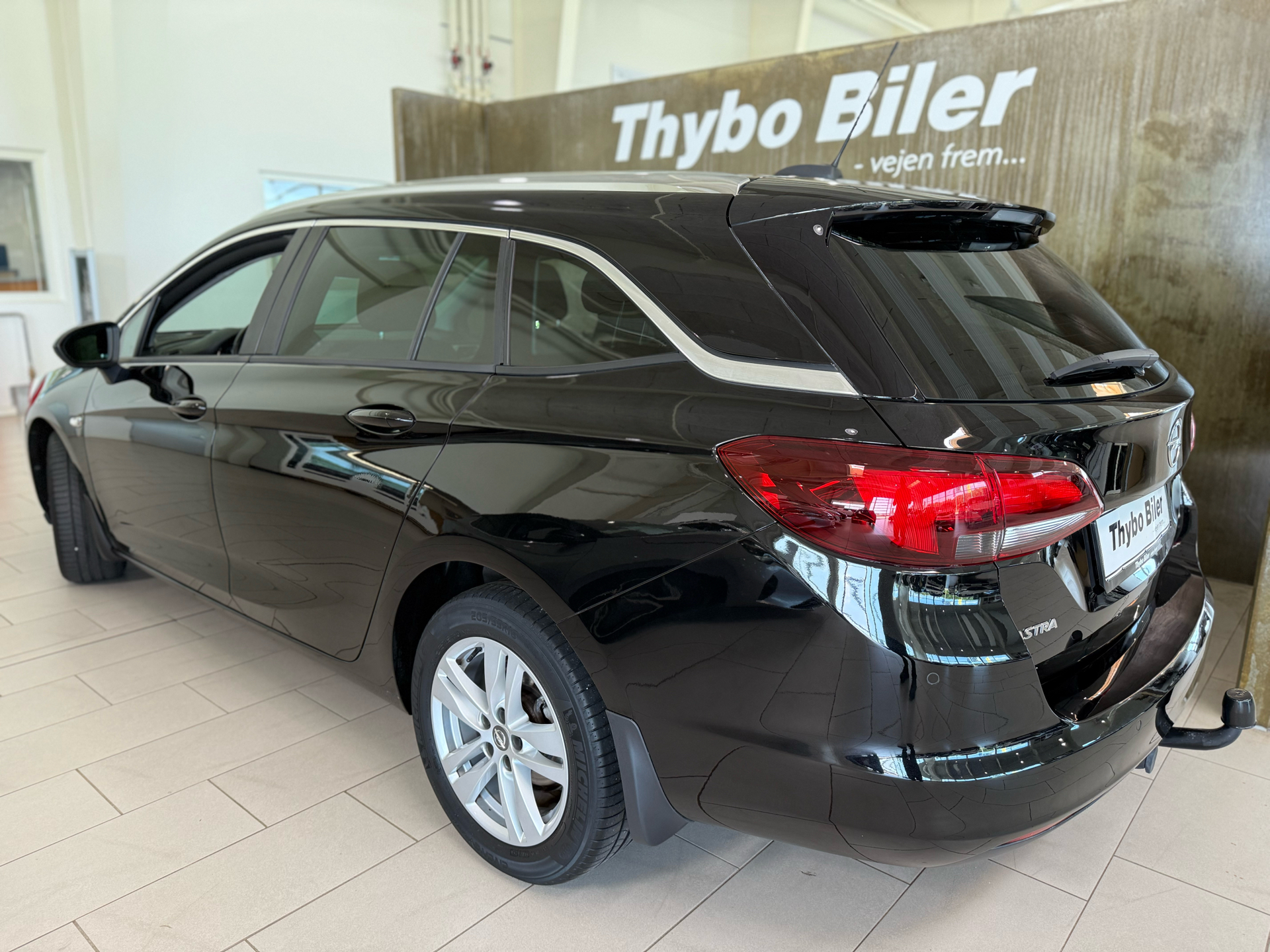 Billede af Opel Astra Sports Tourer 1,0 Turbo Enjoy Start/Stop 105HK Stc