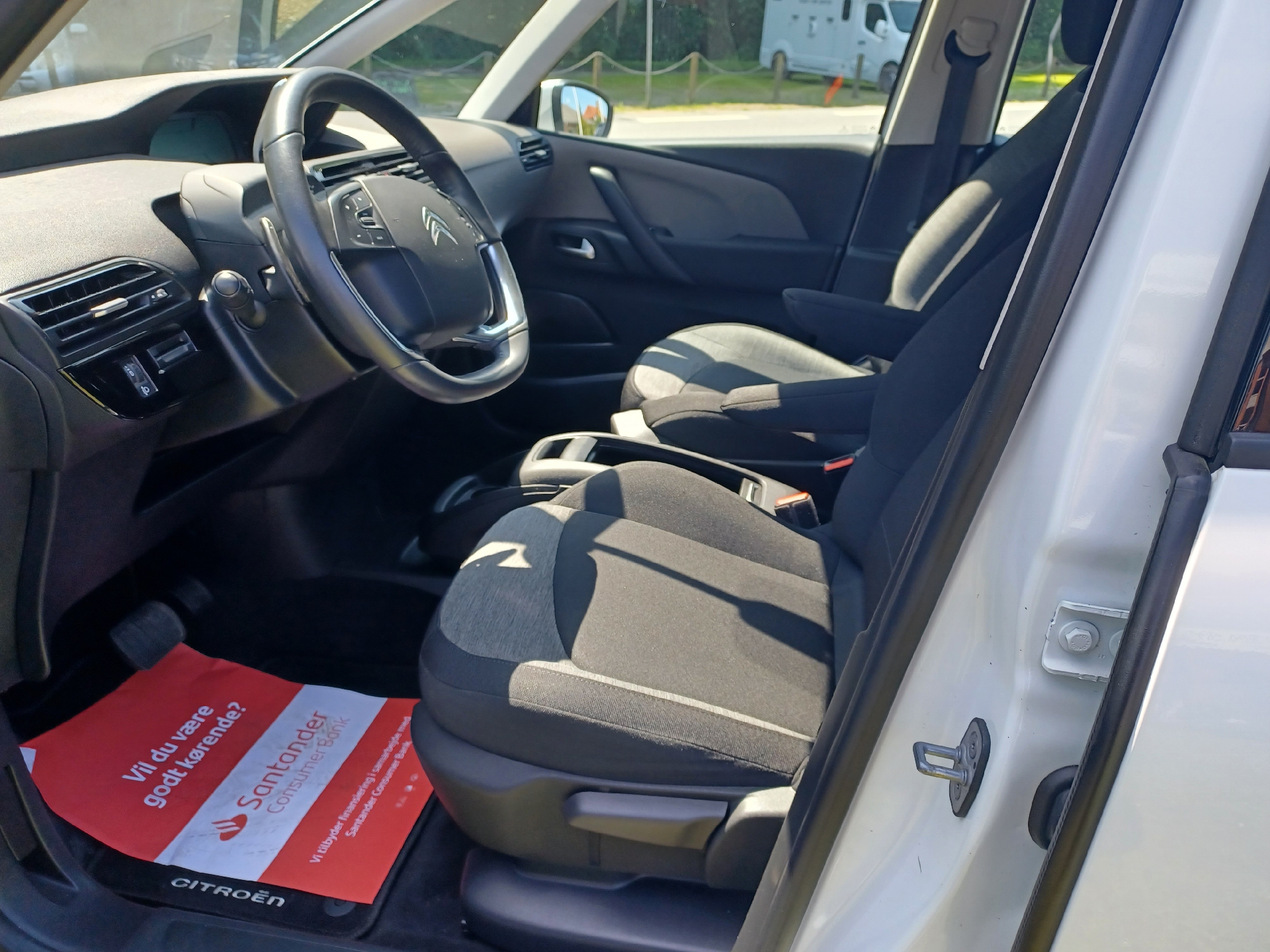 Billede af Citroën Grand C4 SpaceTourer 1,5 Blue HDi Platinum EAT8 130HK 8g Aut.