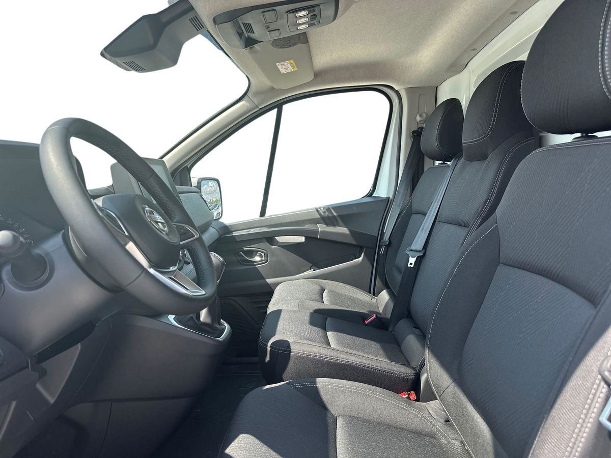 Billede af Nissan Primastar L2H1 2,0 DCi Tekna 150HK Van 6g Aut.