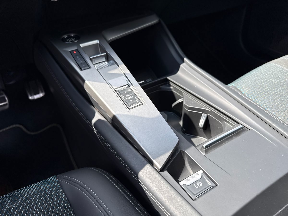 Billede af Peugeot e-308 EL First Edition 156HK 5d Aut.