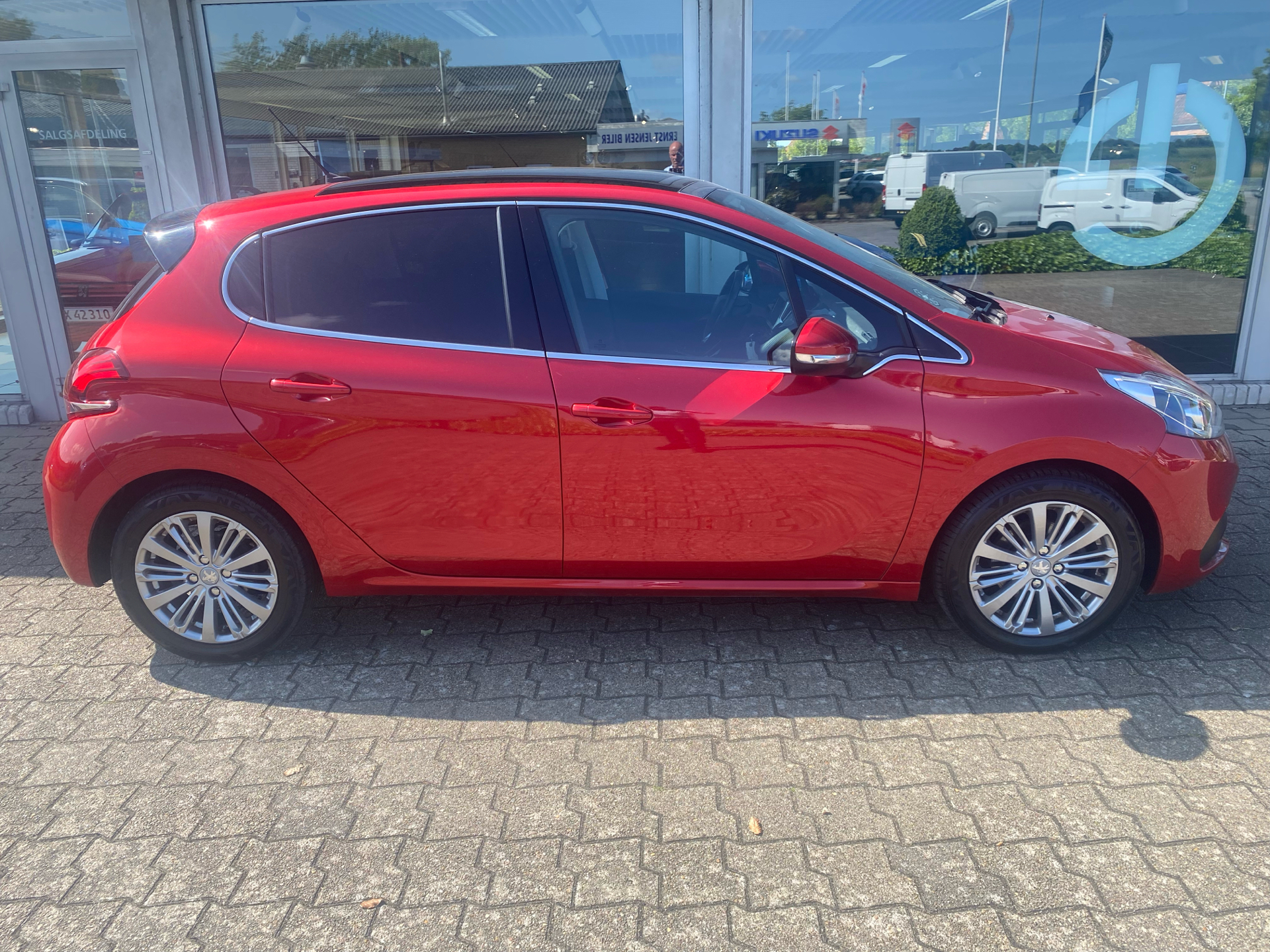 Billede af Peugeot 208 1,5 BlueHDi Velvet 100HK 5d