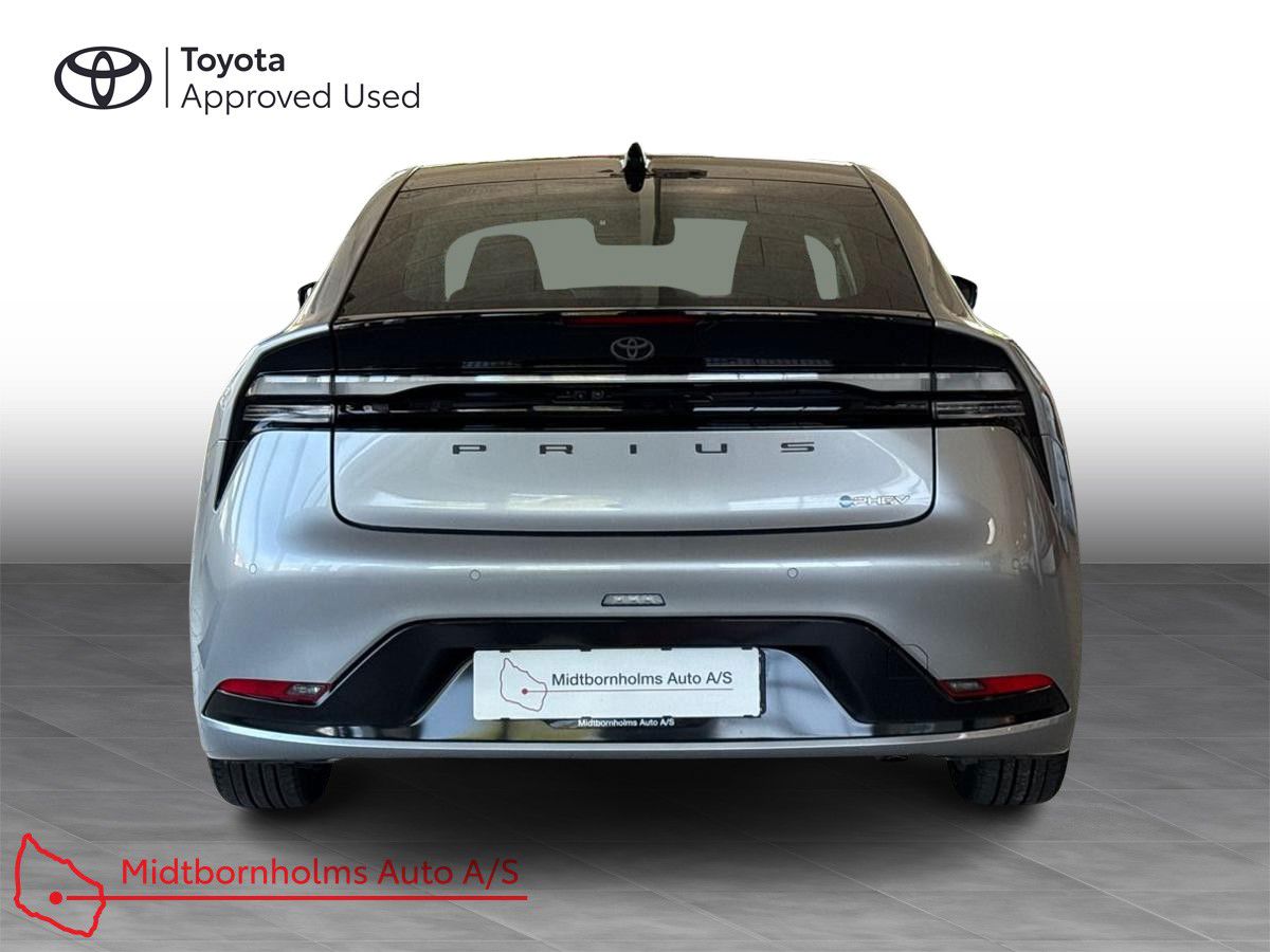 Billede af Toyota Prius Plug-in 2,0 Plugin-hybrid Elegant Panorama 223HK 5d Aut.