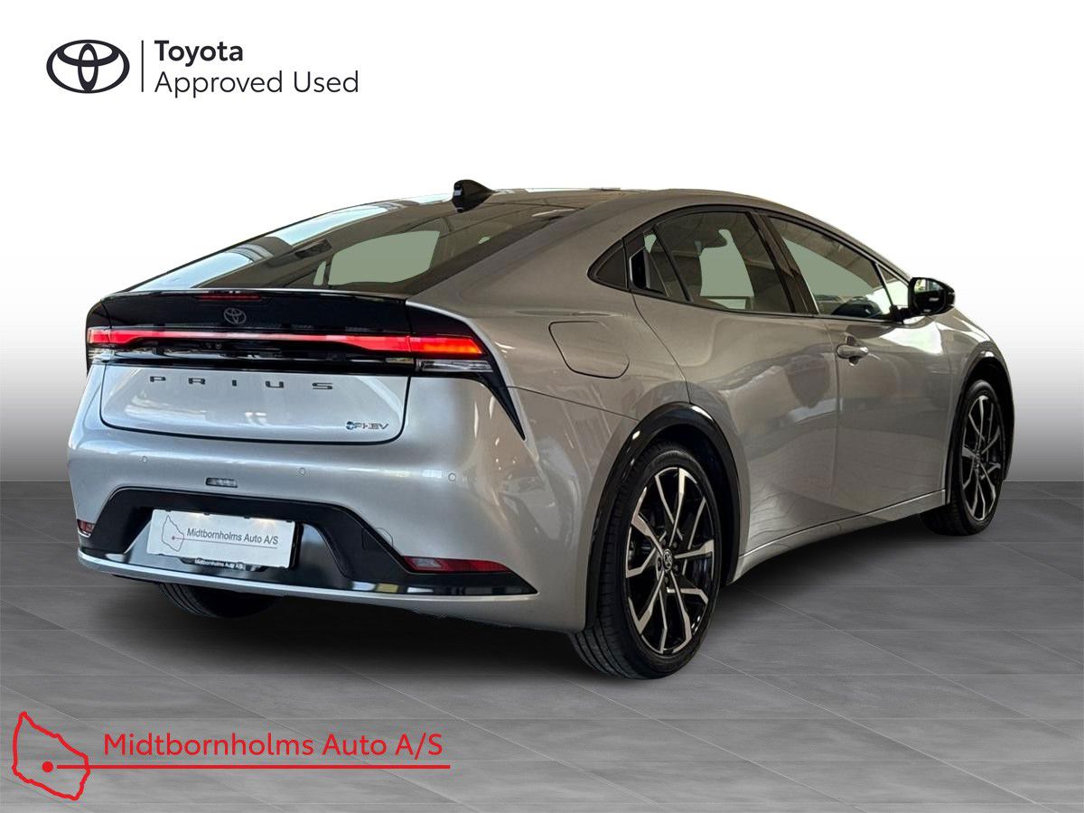 Billede af Toyota Prius Plug-in 2,0 Plugin-hybrid Elegant Panorama 223HK 5d Aut.