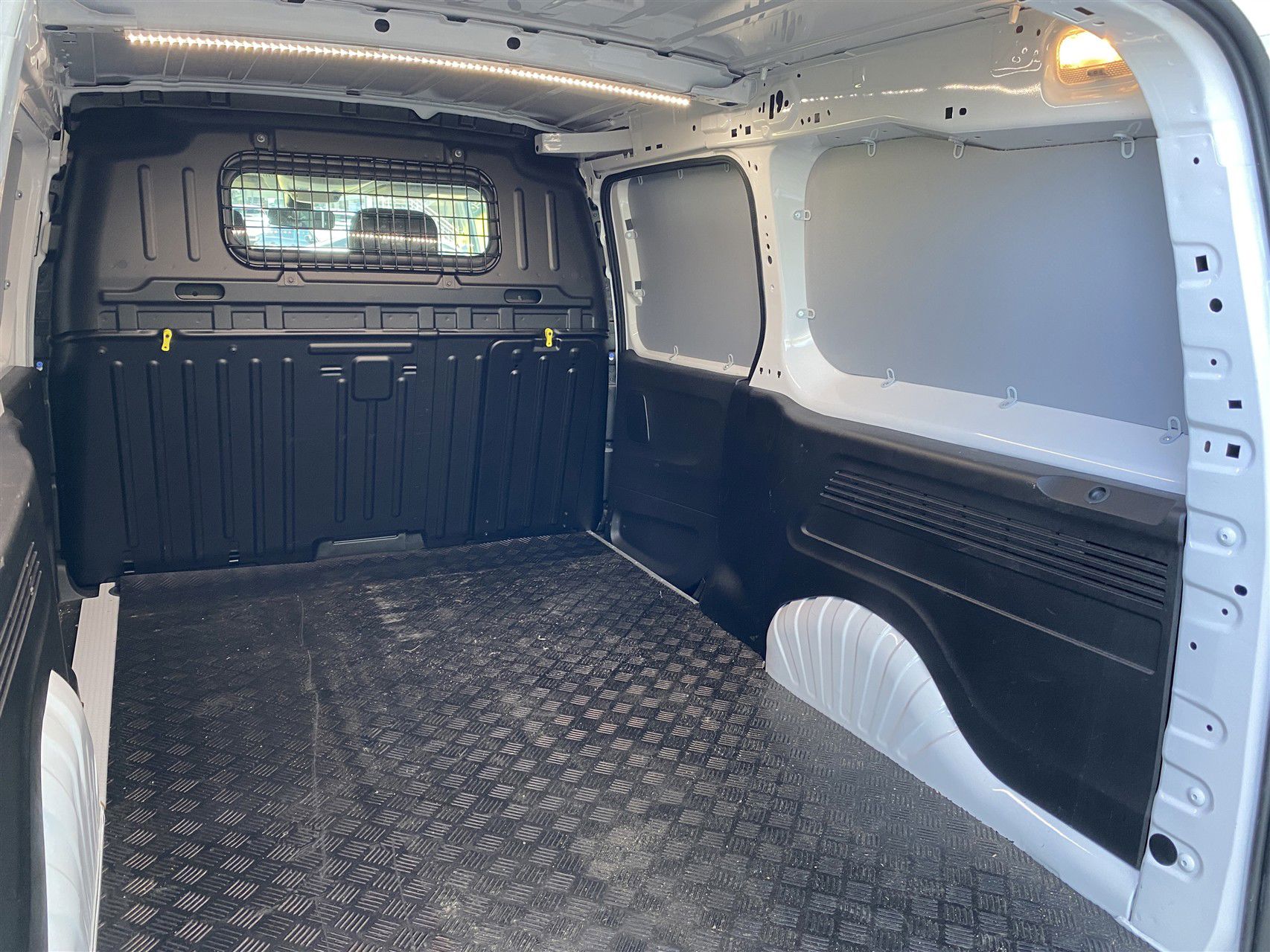 Billede af Citroën Berlingo L2 1,5 Blue HDi Flexline start/stop 100HK Van
