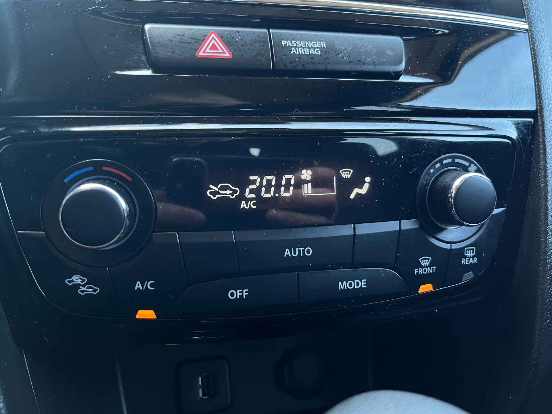 Billede af Suzuki Vitara 1,4 Boosterjet  Mild hybrid Active 129HK 5d 6g Aut.