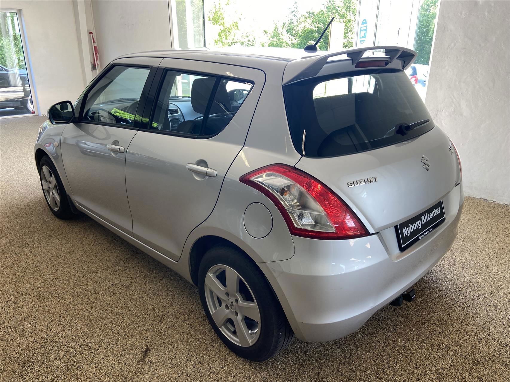 Billede af Suzuki Swift 1,2 16V GL 94HK 5d