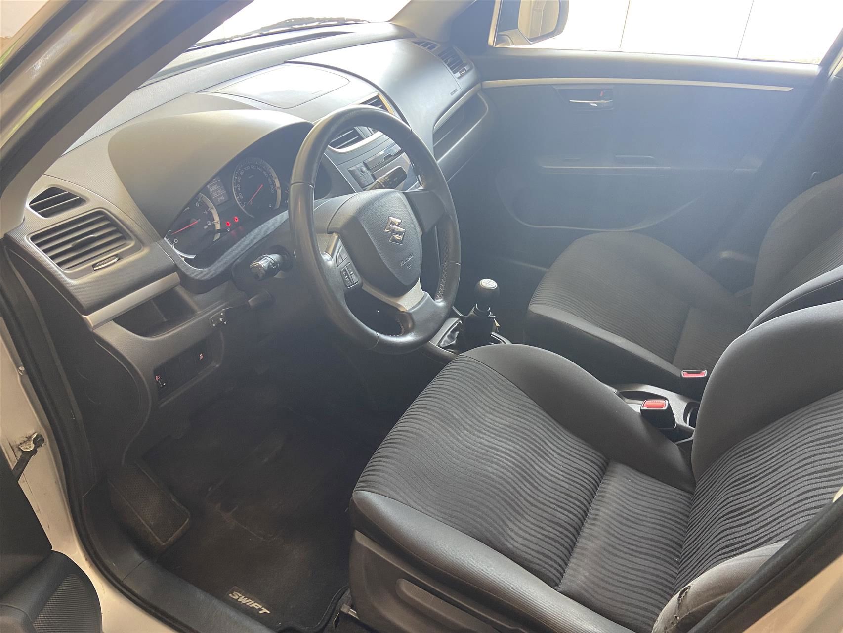 Billede af Suzuki Swift 1,2 16V GL 94HK 5d