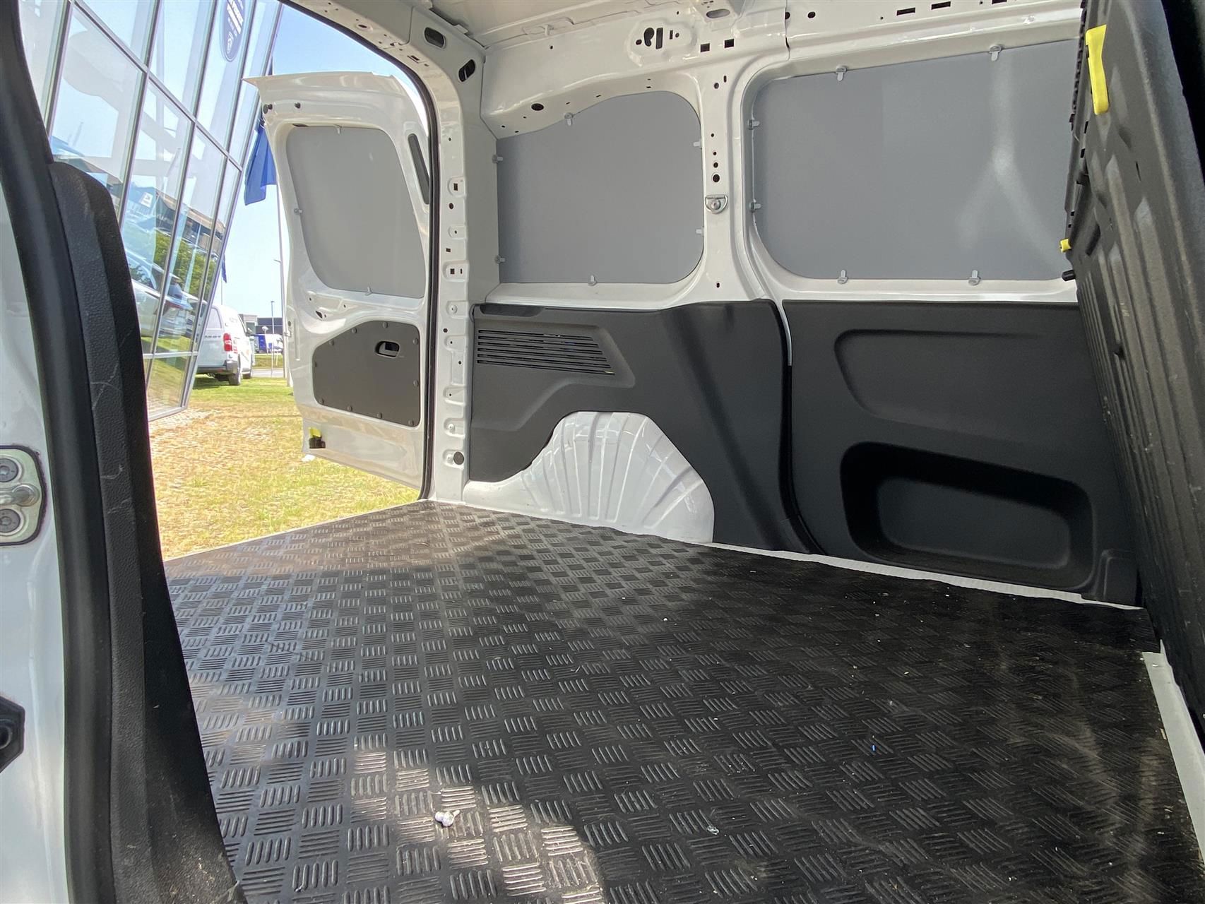Billede af Citroën Berlingo L1 1,5 Blue HDi Proffline EAT8 start/stop 130HK Van 8g Aut.