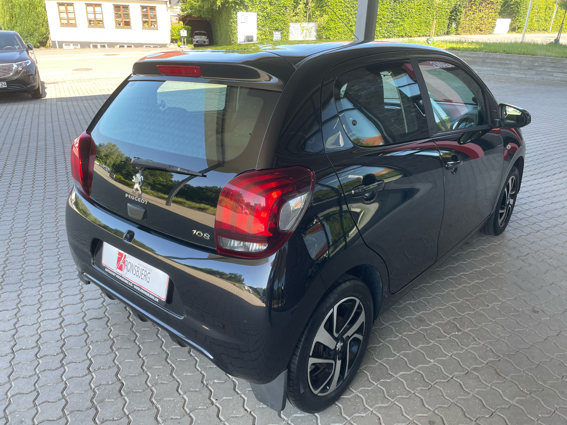 Billede af Peugeot 108 1,0 e-Vti Allure+ 72HK 5d