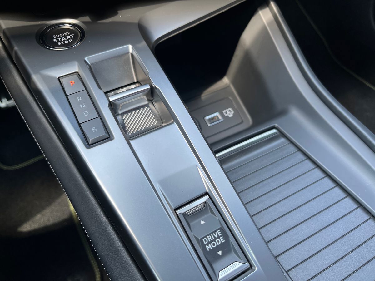 Billede af Peugeot e-308 EL First Edition 156HK 5d Aut.