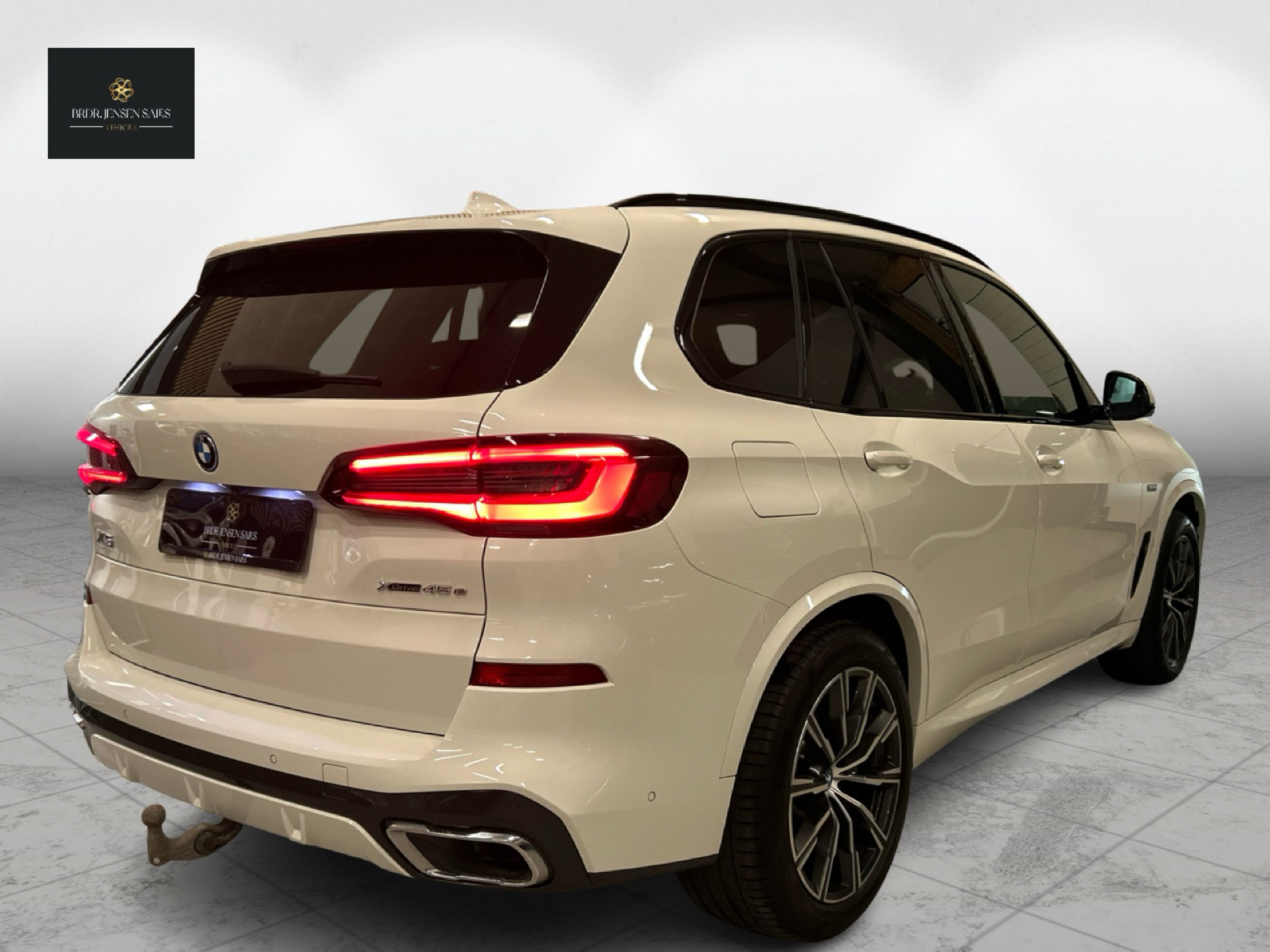 Billede af BMW X5 45e 3,0 Plugin-hybrid M-Sport XDrive Steptronic 399HK 5d 8g Aut.