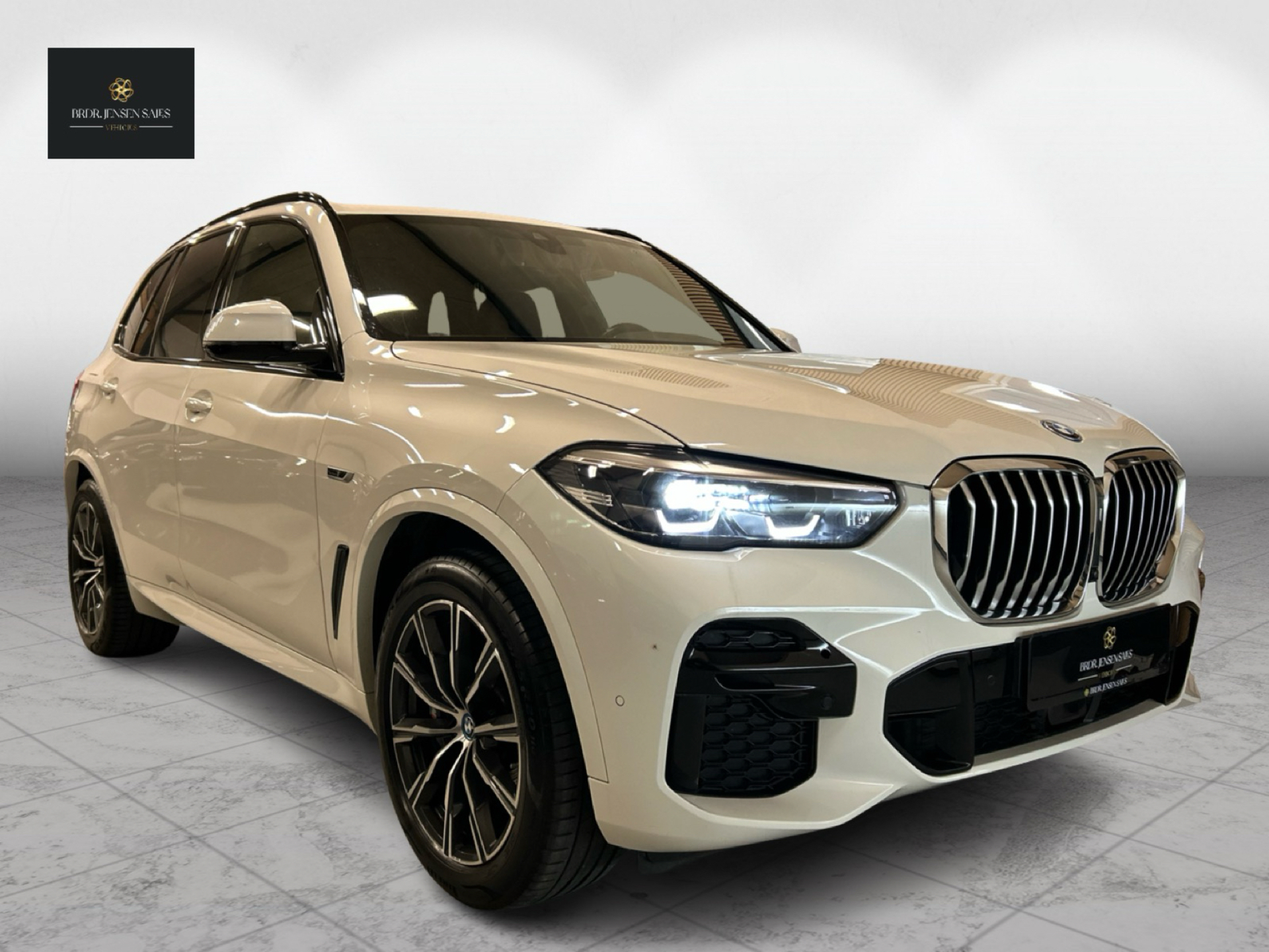 Billede af BMW X5 45e 3,0 Plugin-hybrid M-Sport XDrive Steptronic 399HK 5d 8g Aut.