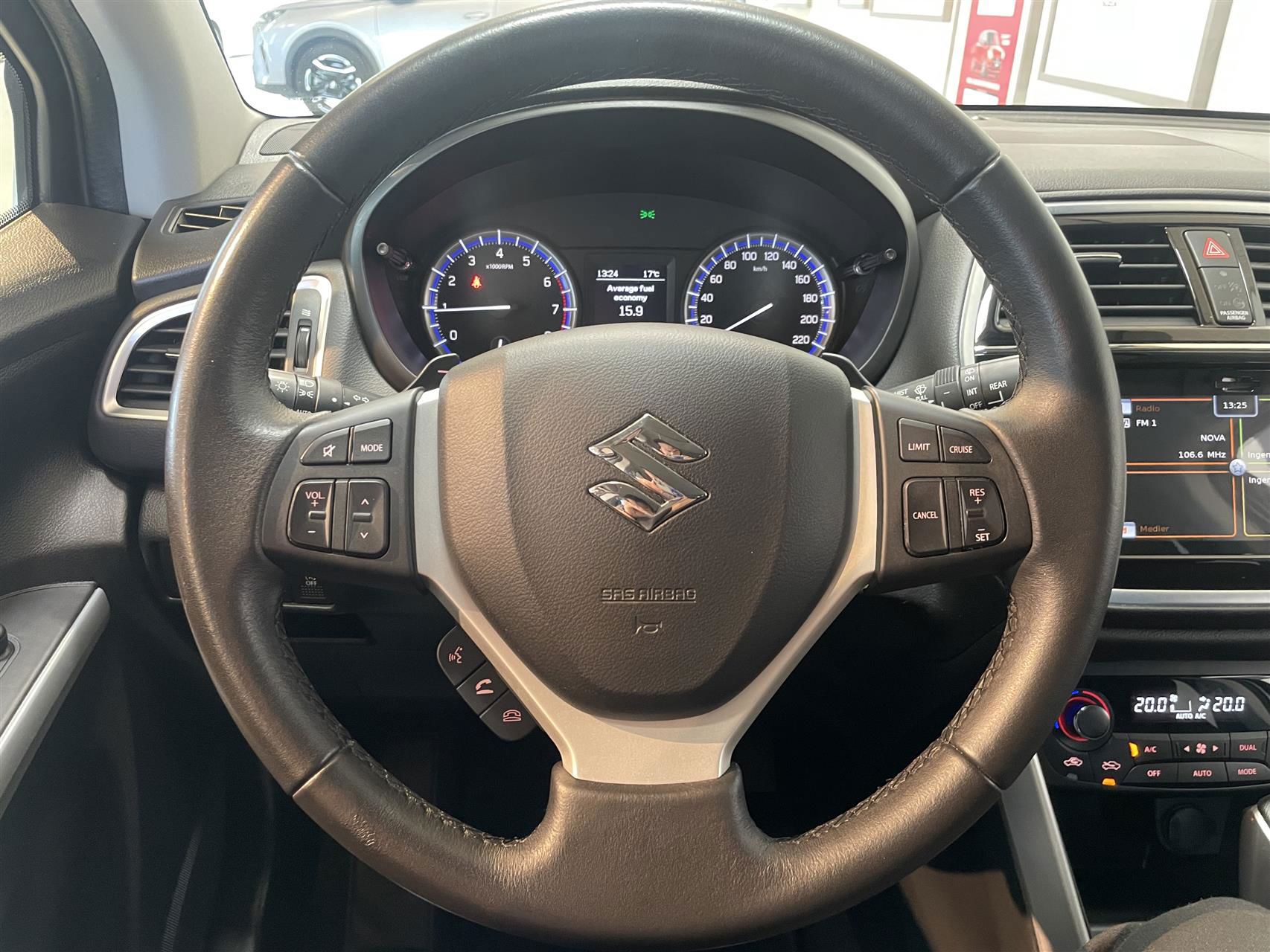 Billede af Suzuki S-Cross 1,0 Boosterjet Active 112HK 5d 6g Aut.