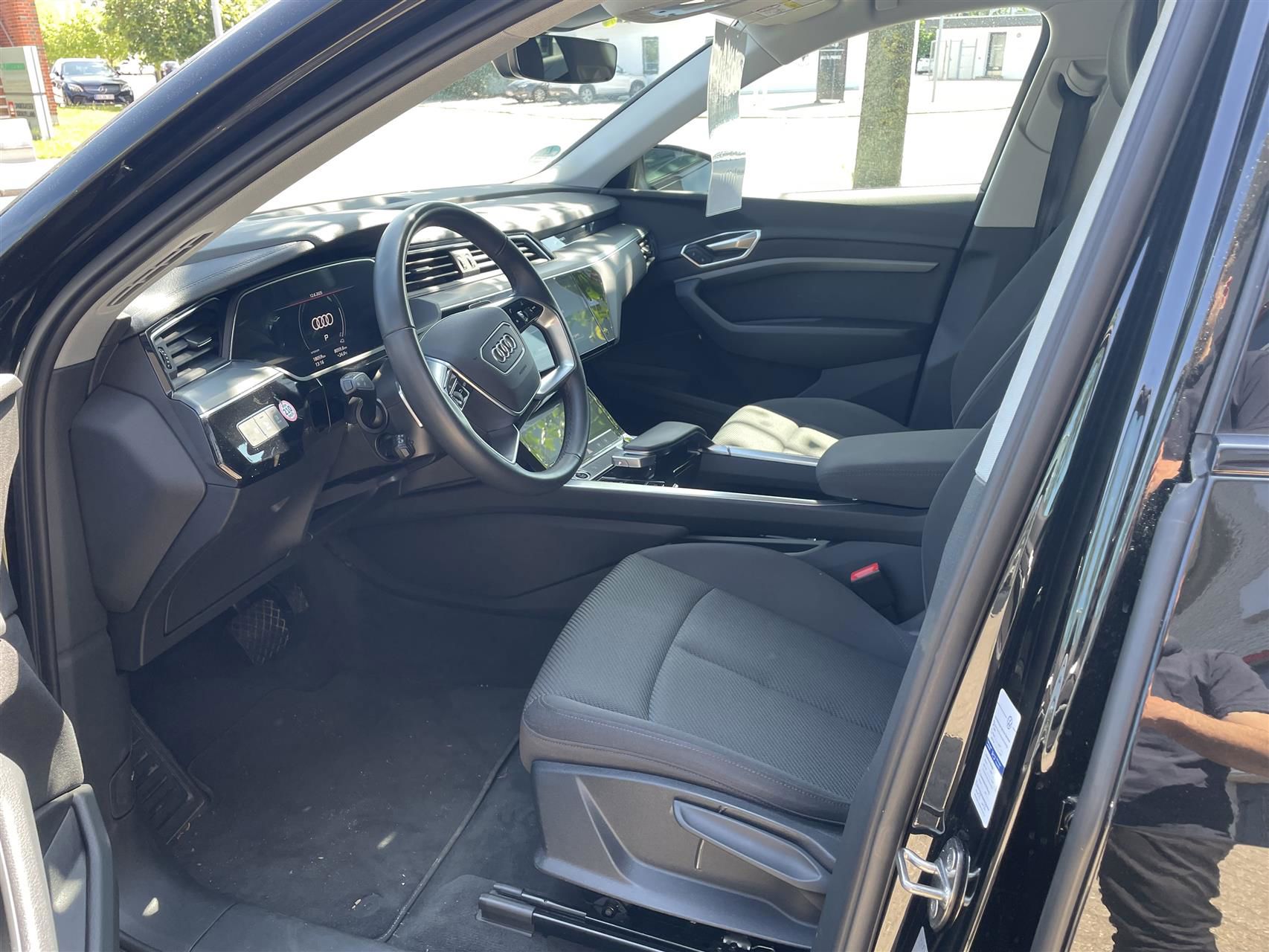 Billede af Audi E-tron 55 Advanced Prestige Quattro 408HK 5d Aut.