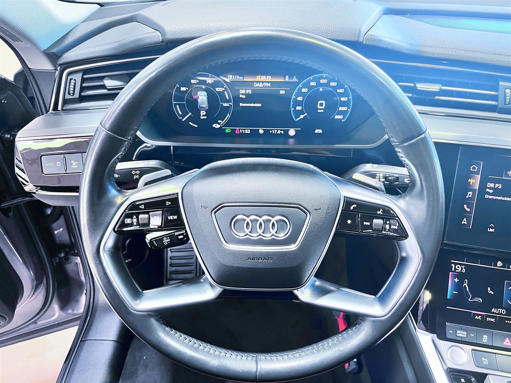 Billede af Audi E-tron 55 Advanced Quattro 408HK 5d Aut.